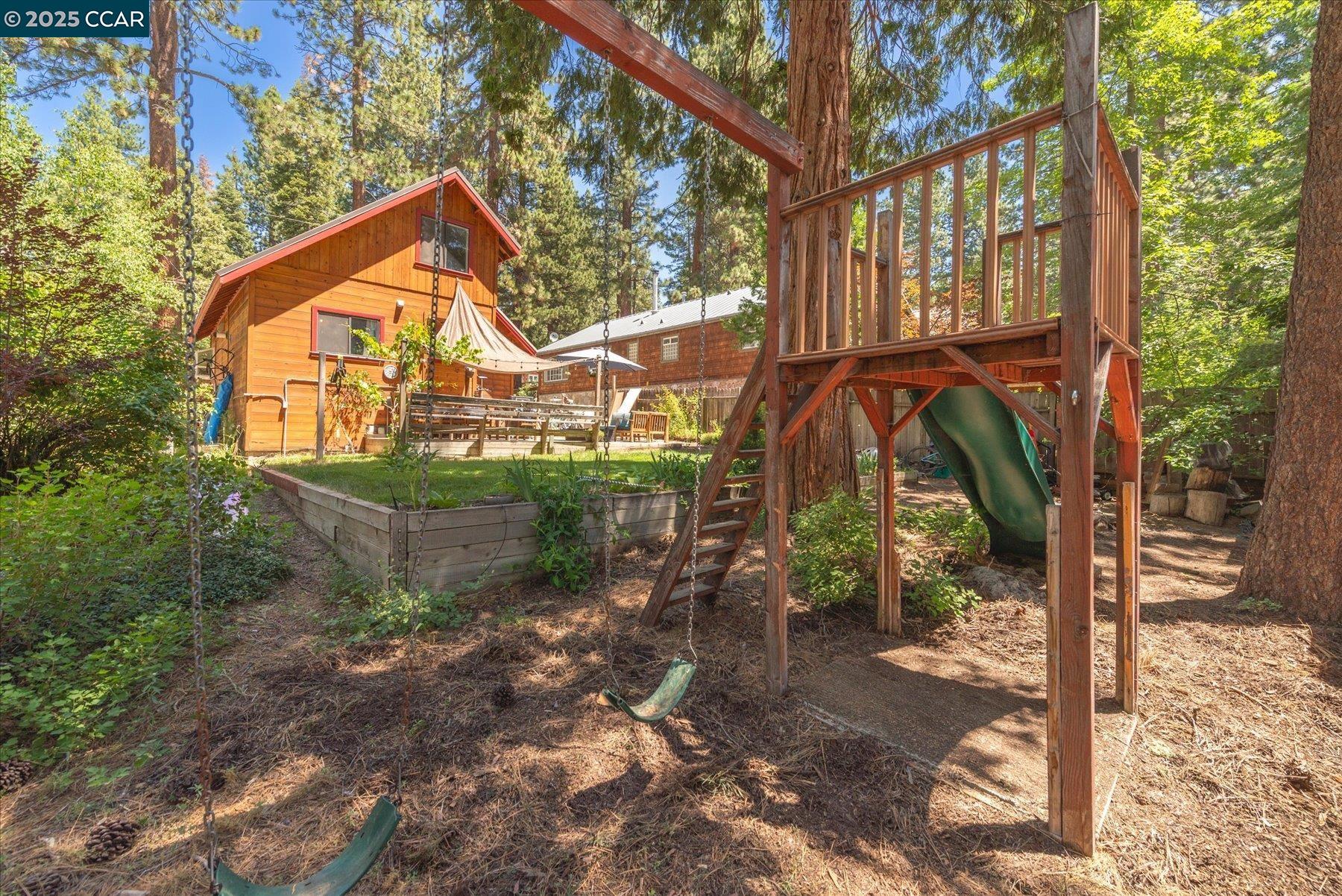 Detail Gallery Image 22 of 27 For 8660 Dolly Varden Ave, Kings Beach,  CA 96143 - 3 Beds | 2 Baths