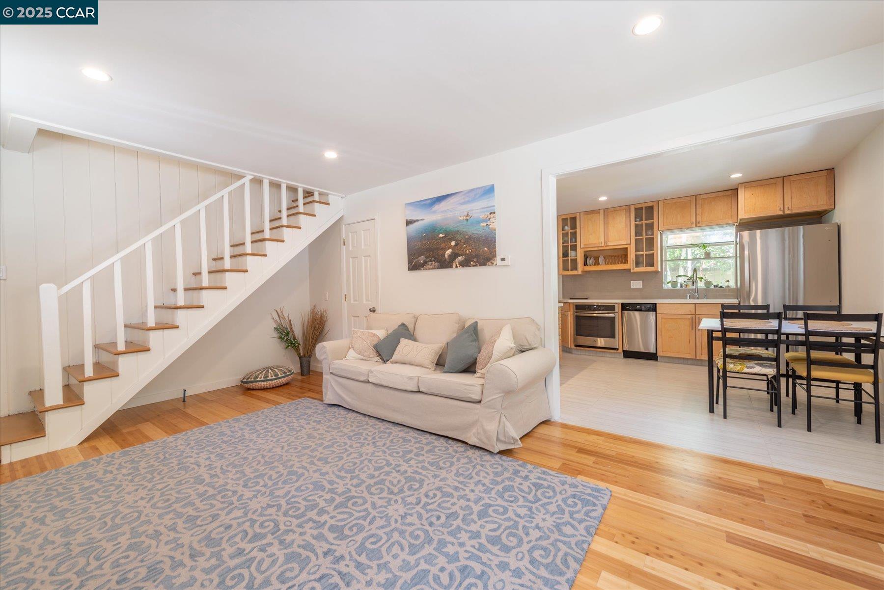 Detail Gallery Image 4 of 27 For 8660 Dolly Varden Ave, Kings Beach,  CA 96143 - 3 Beds | 2 Baths