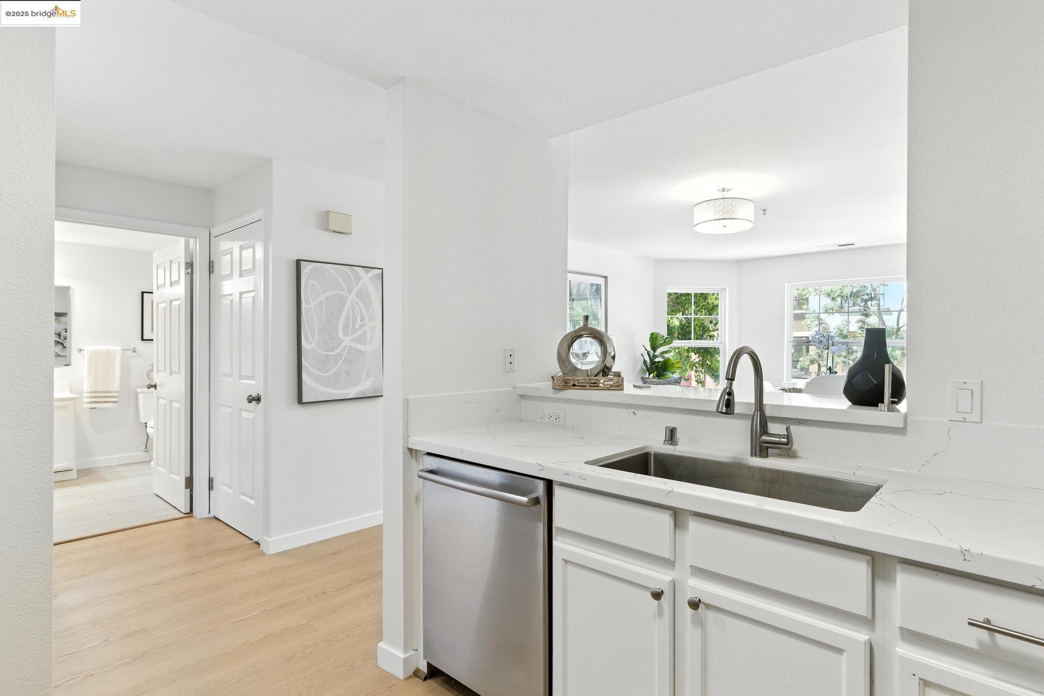 Photo #13: 41103665 Listing: Photo #13