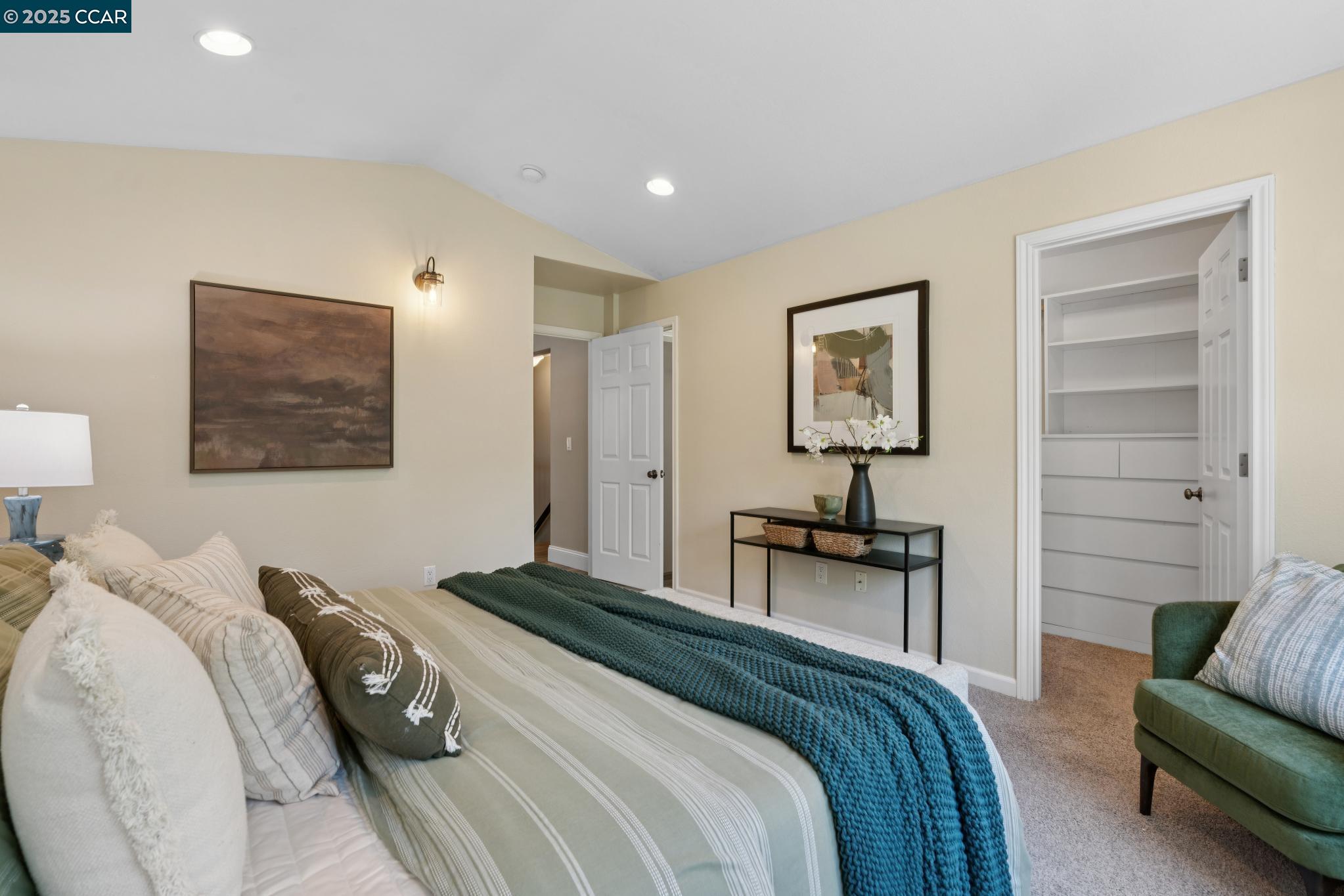 Detail Gallery Image 24 of 45 For 4188 Pickwick Dr, Concord,  CA 94521 - 4 Beds | 2 Baths