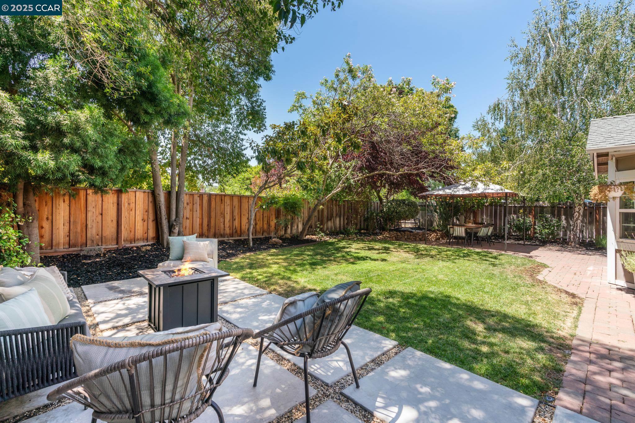 Detail Gallery Image 40 of 45 For 4188 Pickwick Dr, Concord,  CA 94521 - 4 Beds | 2 Baths