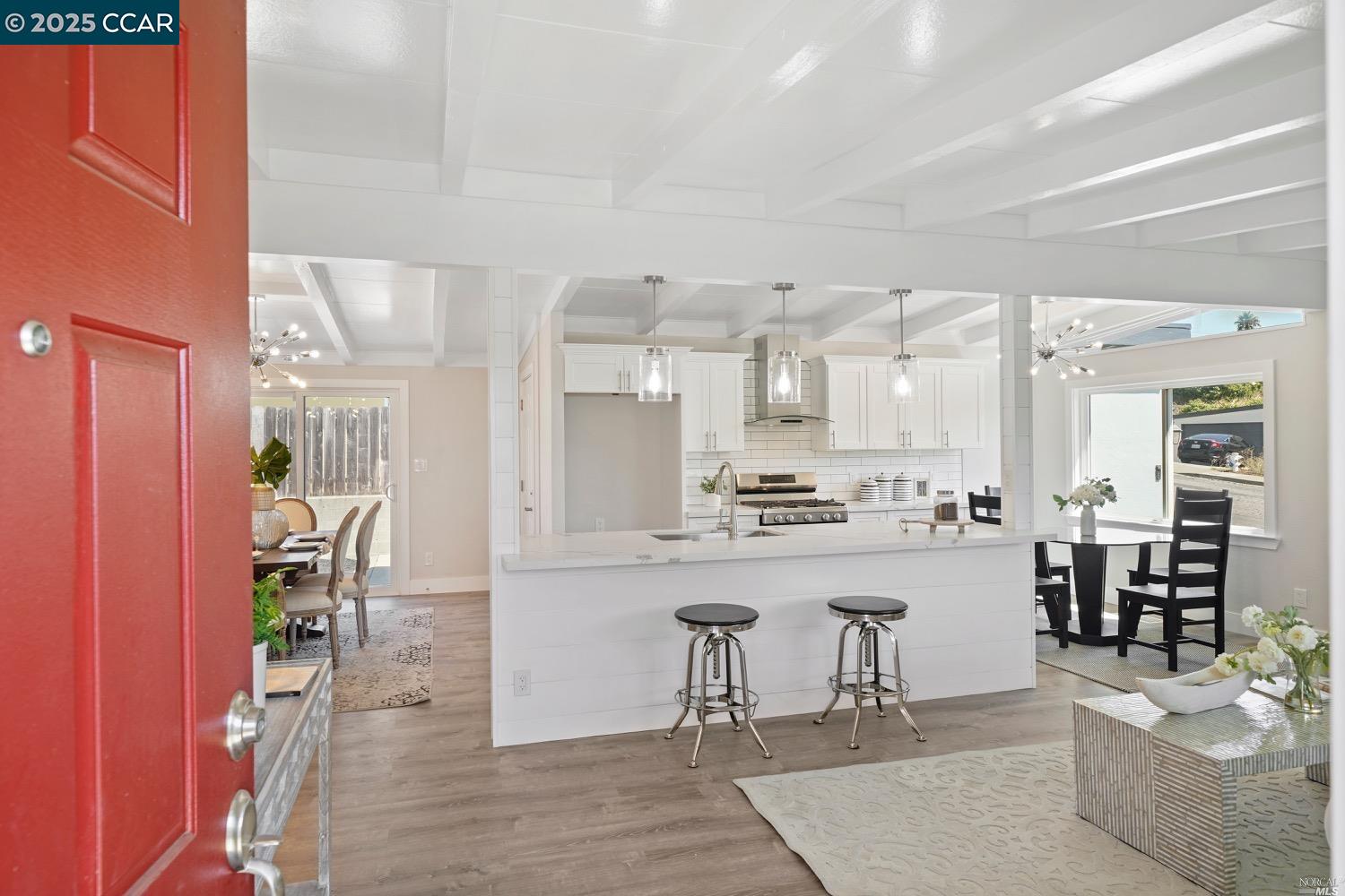 Detail Gallery Image 1 of 1 For 485 Wilshire Ave, Vallejo,  CA 94591 - 5 Beds | 3 Baths