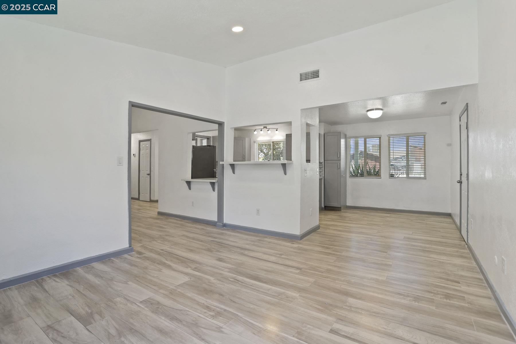 Detail Gallery Image 14 of 40 For 7086 Plymouth Rd, Stockton,  CA 95207 - 3 Beds | 2 Baths