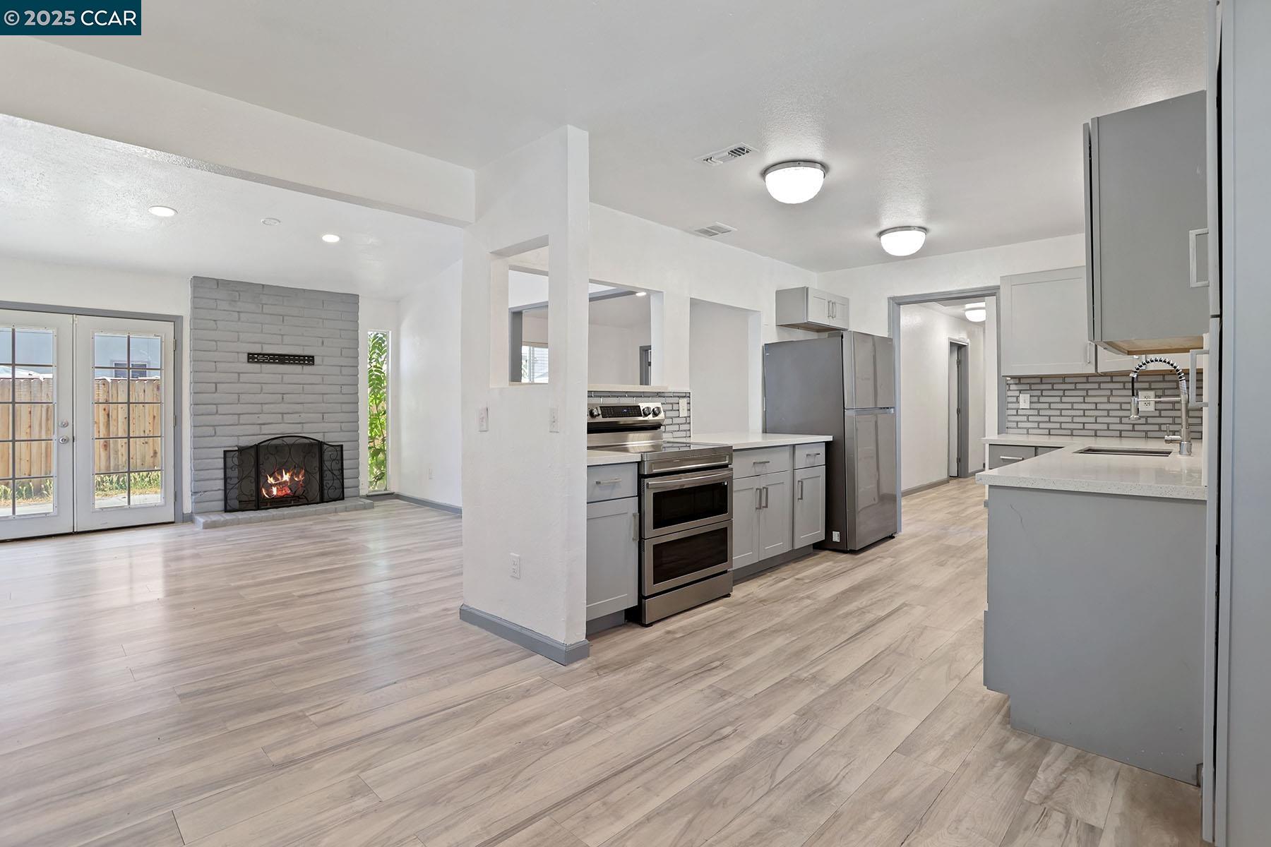Detail Gallery Image 16 of 40 For 7086 Plymouth Rd, Stockton,  CA 95207 - 3 Beds | 2 Baths