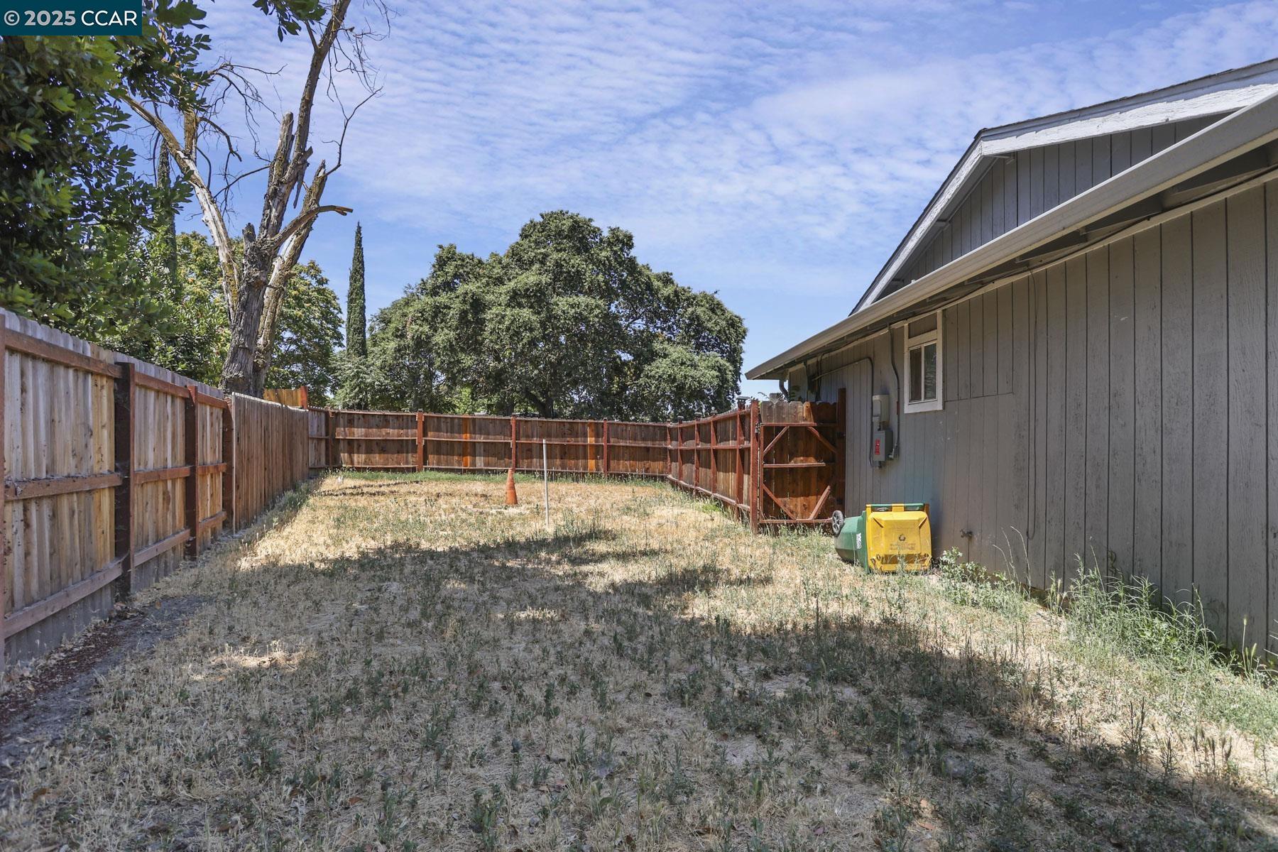 Detail Gallery Image 37 of 40 For 7086 Plymouth Rd, Stockton,  CA 95207 - 3 Beds | 2 Baths