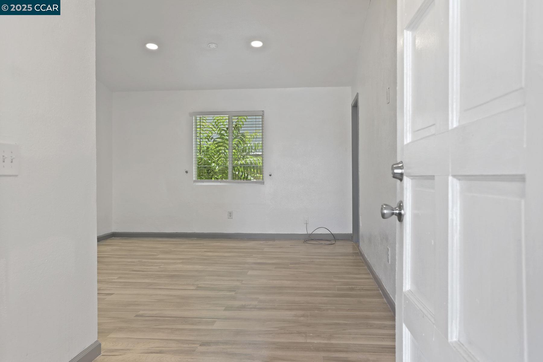 Detail Gallery Image 7 of 40 For 7086 Plymouth Rd, Stockton,  CA 95207 - 3 Beds | 2 Baths
