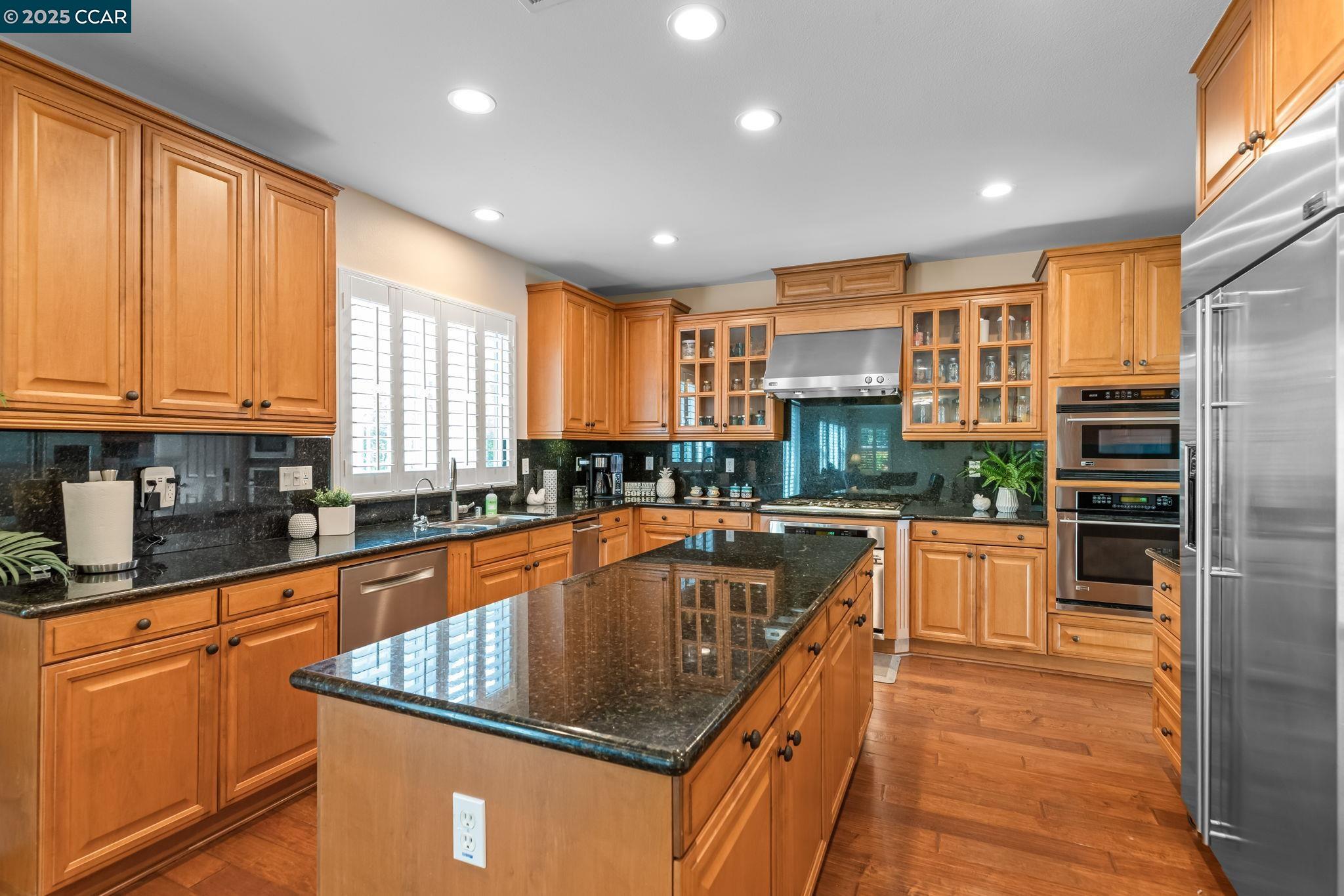 Detail Gallery Image 16 of 60 For 1656 Colchester St, Danville,  CA 94506 - 5 Beds | 4 Baths