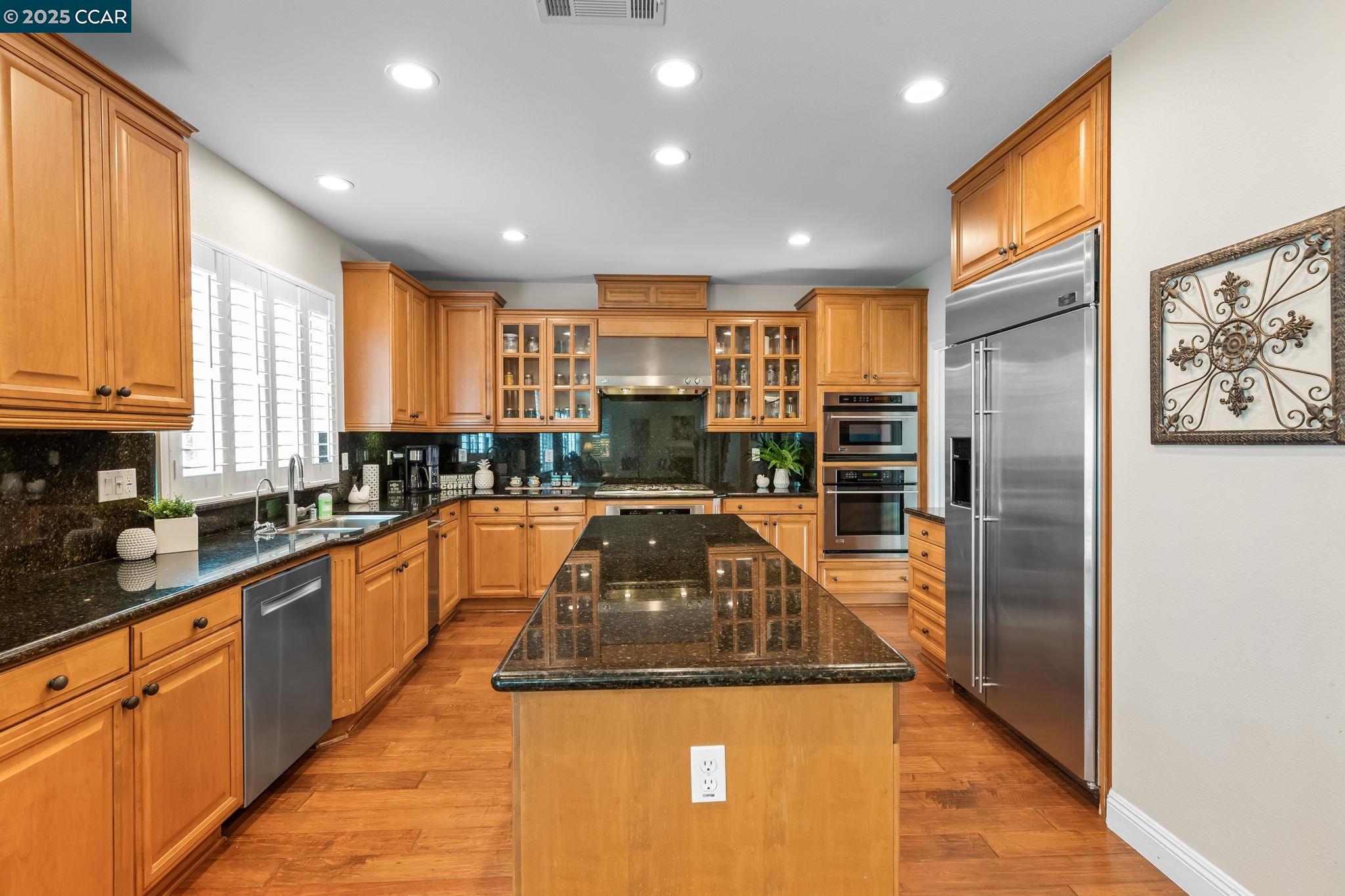 Detail Gallery Image 17 of 60 For 1656 Colchester St, Danville,  CA 94506 - 5 Beds | 4 Baths