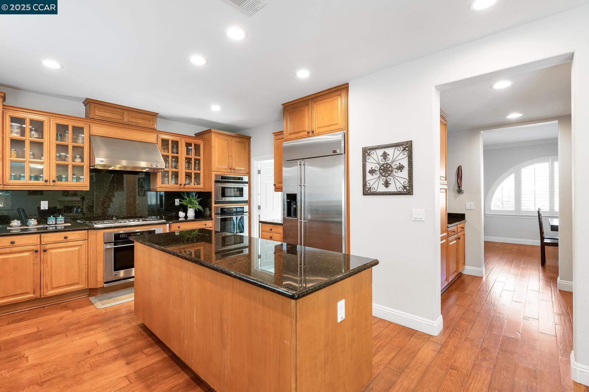 Detail Gallery Image 18 of 60 For 1656 Colchester St, Danville,  CA 94506 - 5 Beds | 4 Baths