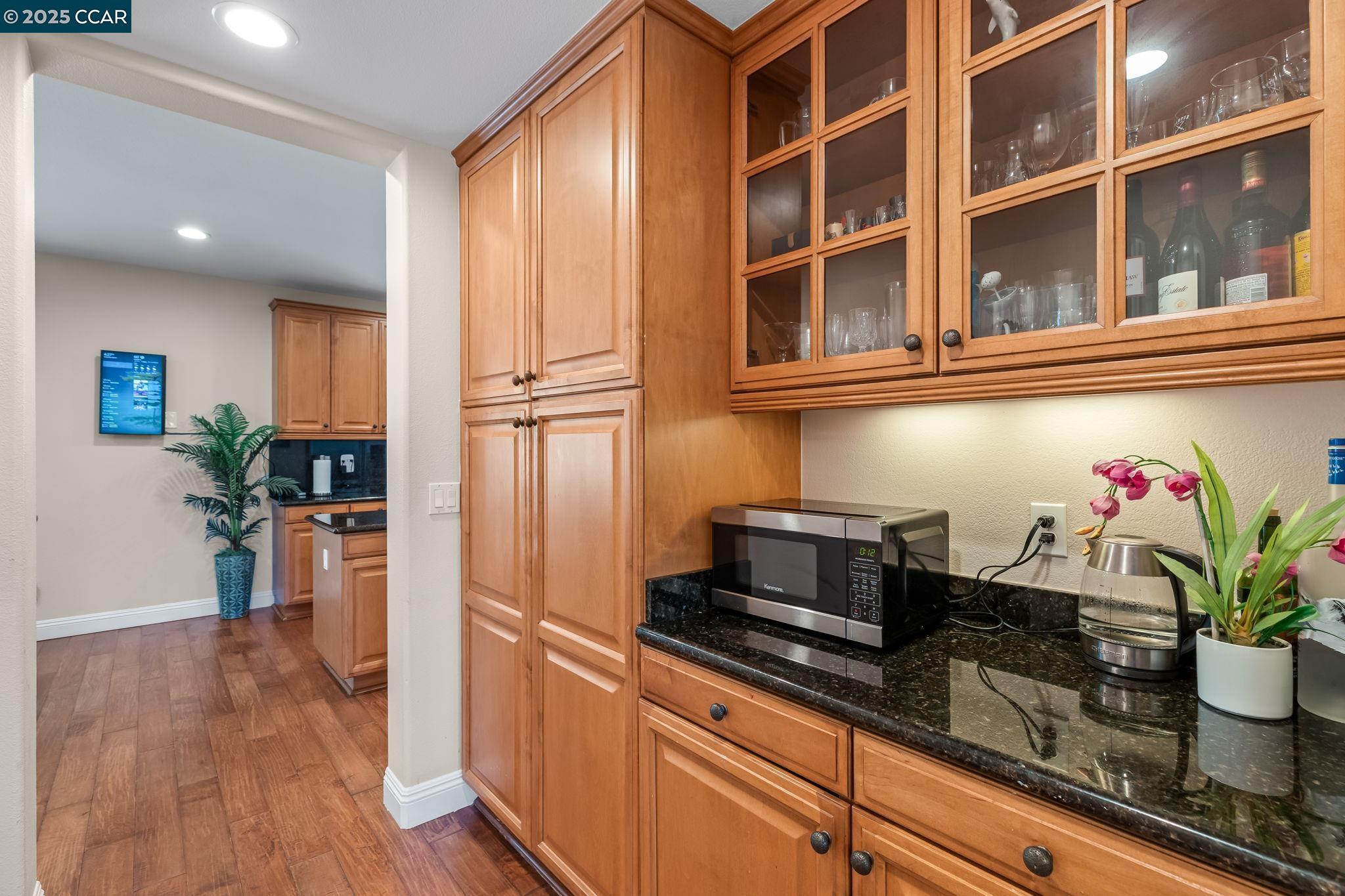 Detail Gallery Image 19 of 60 For 1656 Colchester St, Danville,  CA 94506 - 5 Beds | 4 Baths