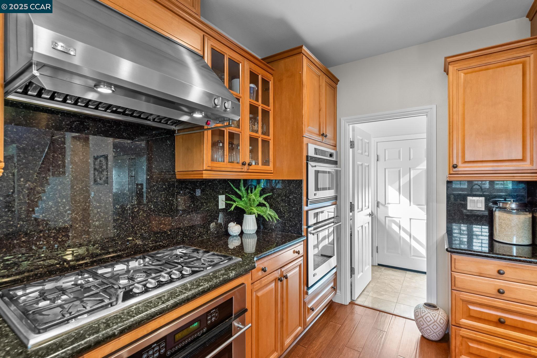 Detail Gallery Image 21 of 60 For 1656 Colchester St, Danville,  CA 94506 - 5 Beds | 4 Baths