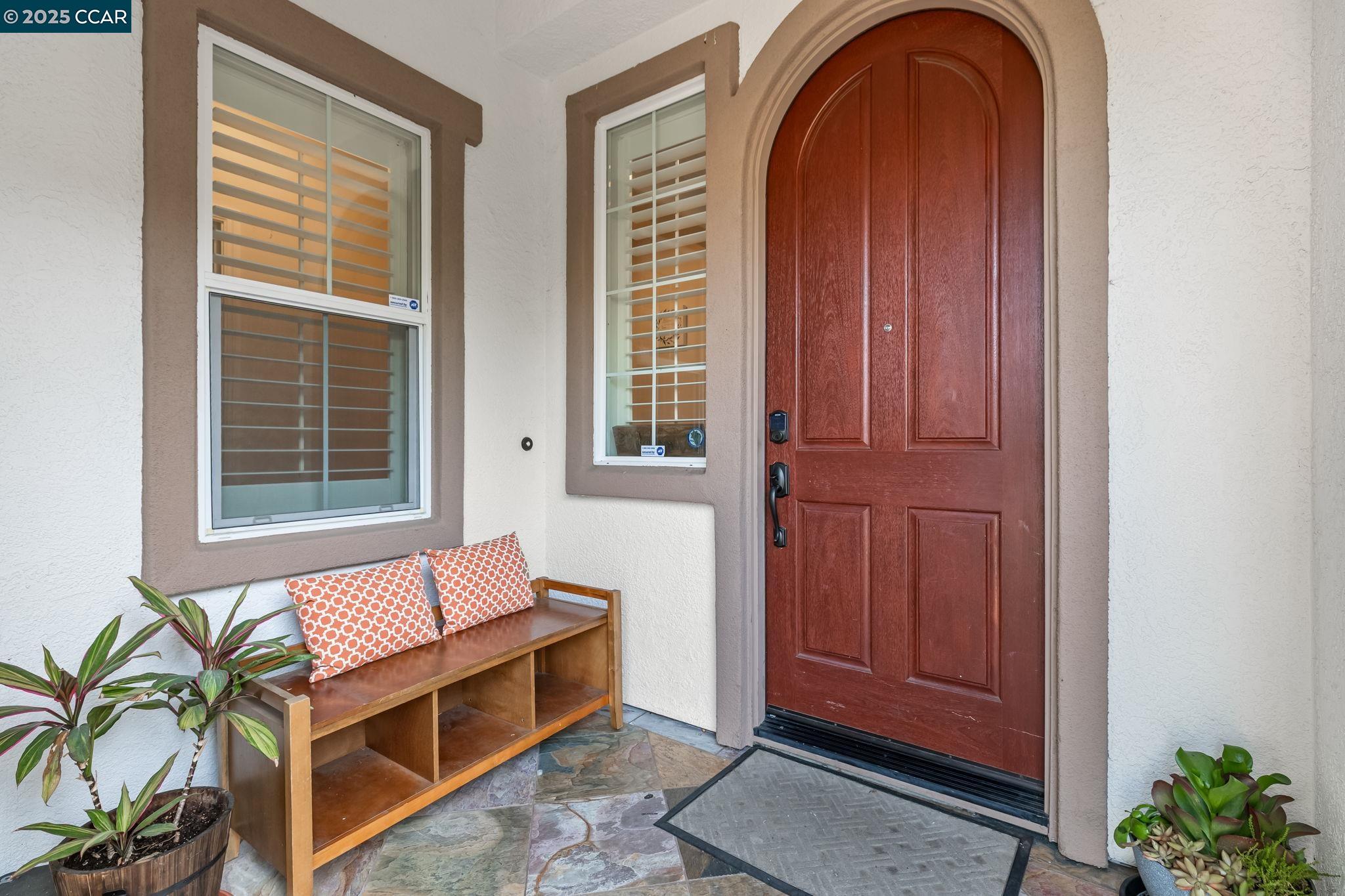 Detail Gallery Image 4 of 60 For 1656 Colchester St, Danville,  CA 94506 - 5 Beds | 4 Baths