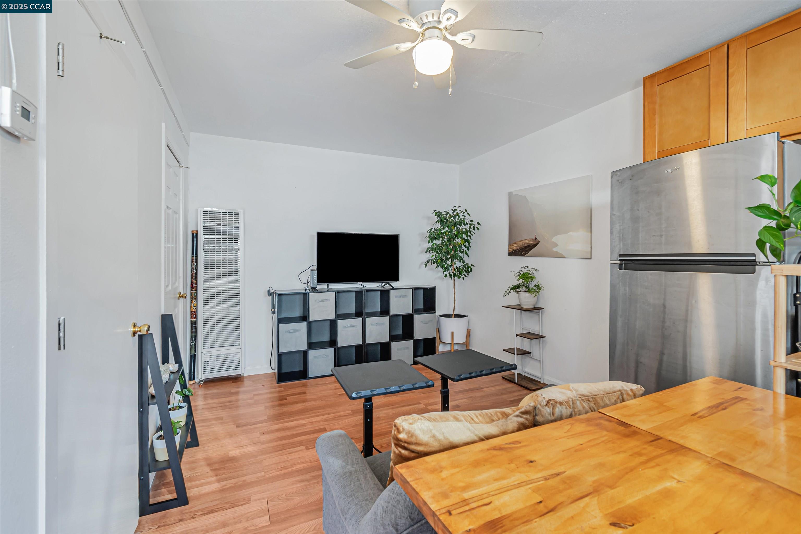 2832 76TH Avenue, Oakland, California 94605, 4 Bedrooms Bedrooms, 8 Rooms Rooms,2 BathroomsBathrooms,Residential,For Sale,2832 76TH Avenue,41103673