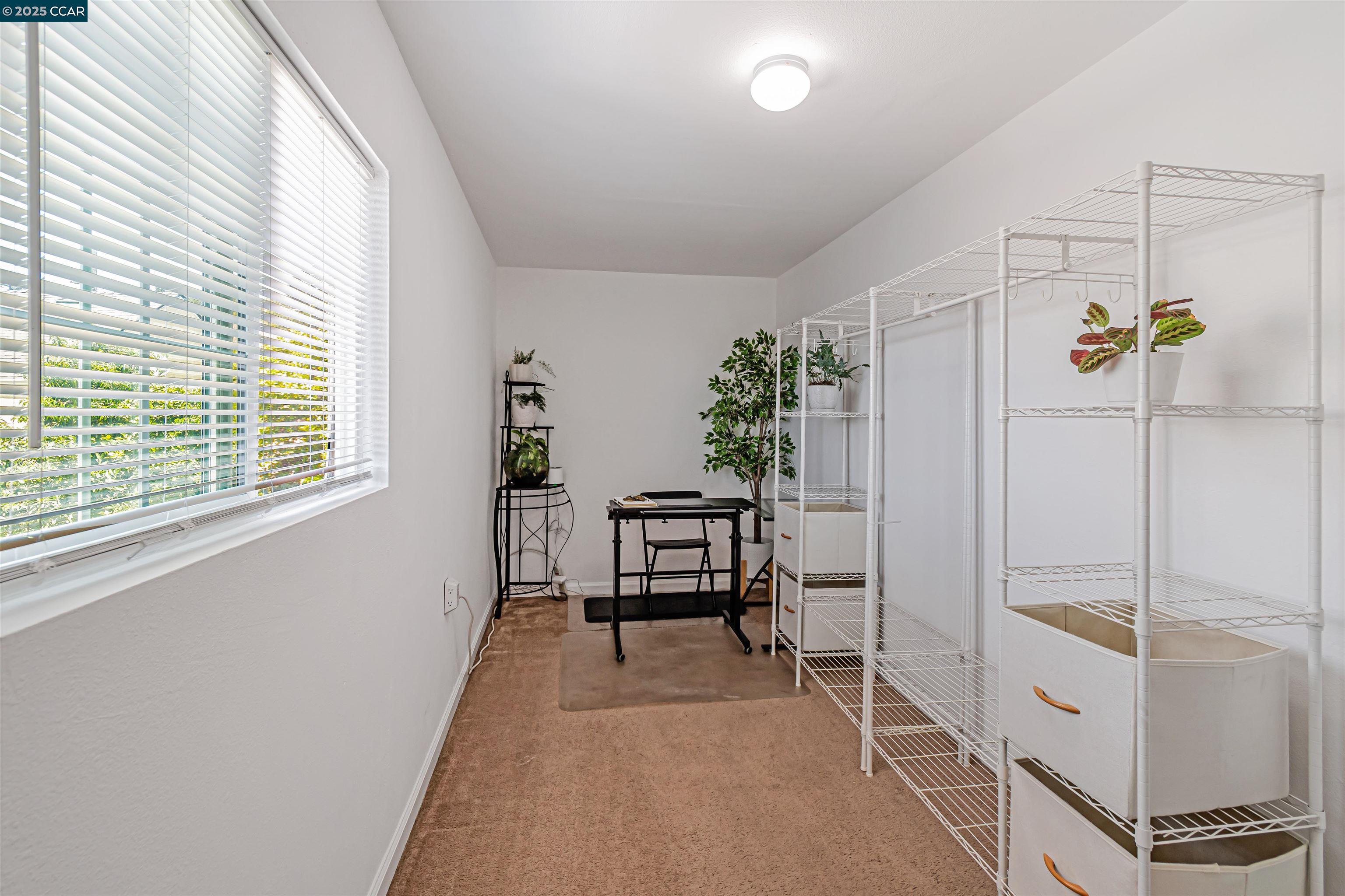 2832 76TH Avenue, Oakland, California 94605, 4 Bedrooms Bedrooms, 8 Rooms Rooms,2 BathroomsBathrooms,Residential,For Sale,2832 76TH Avenue,41103673