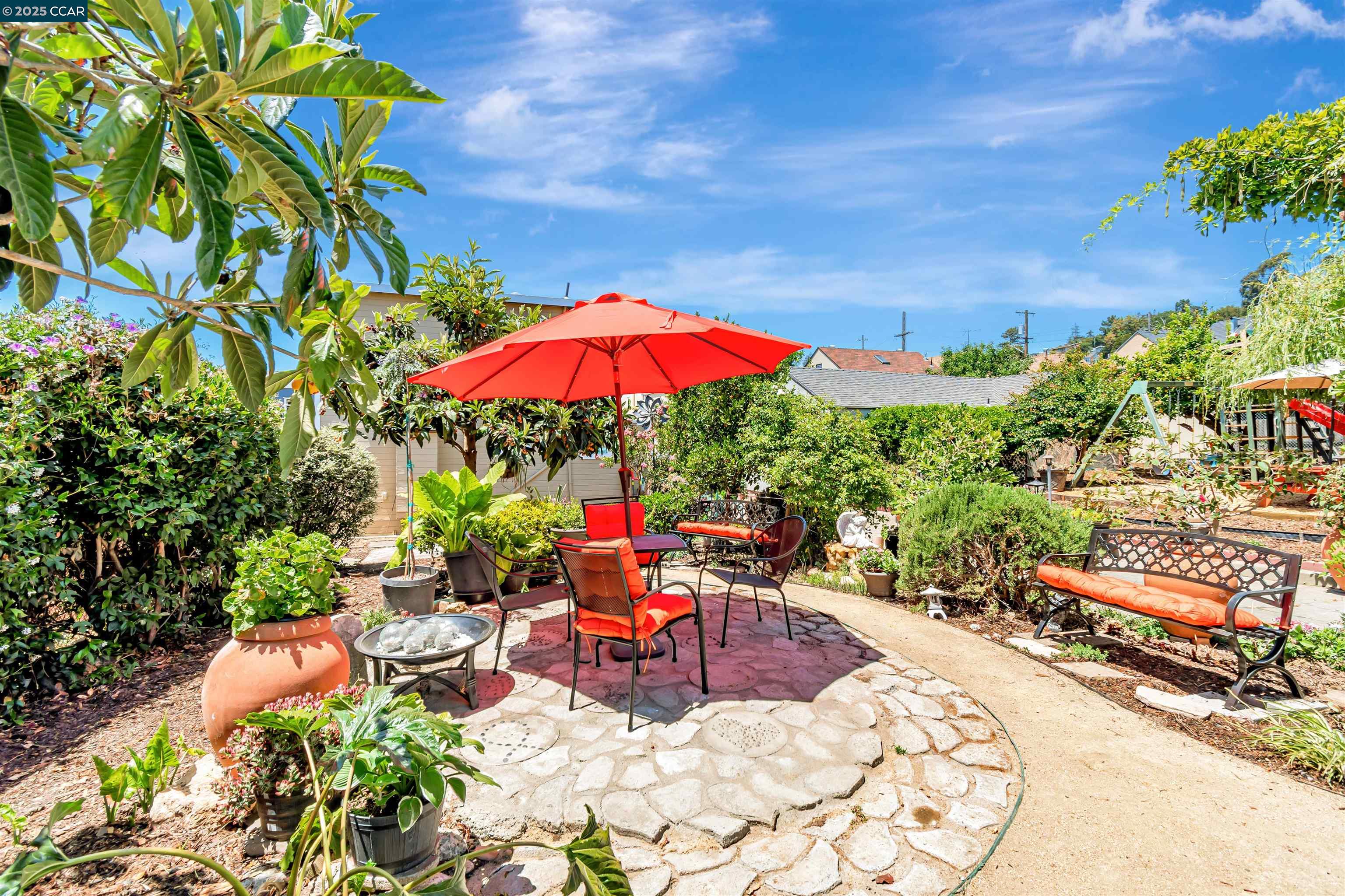 2832 76TH Avenue, Oakland, California 94605, 4 Bedrooms Bedrooms, 8 Rooms Rooms,2 BathroomsBathrooms,Residential,For Sale,2832 76TH Avenue,41103673