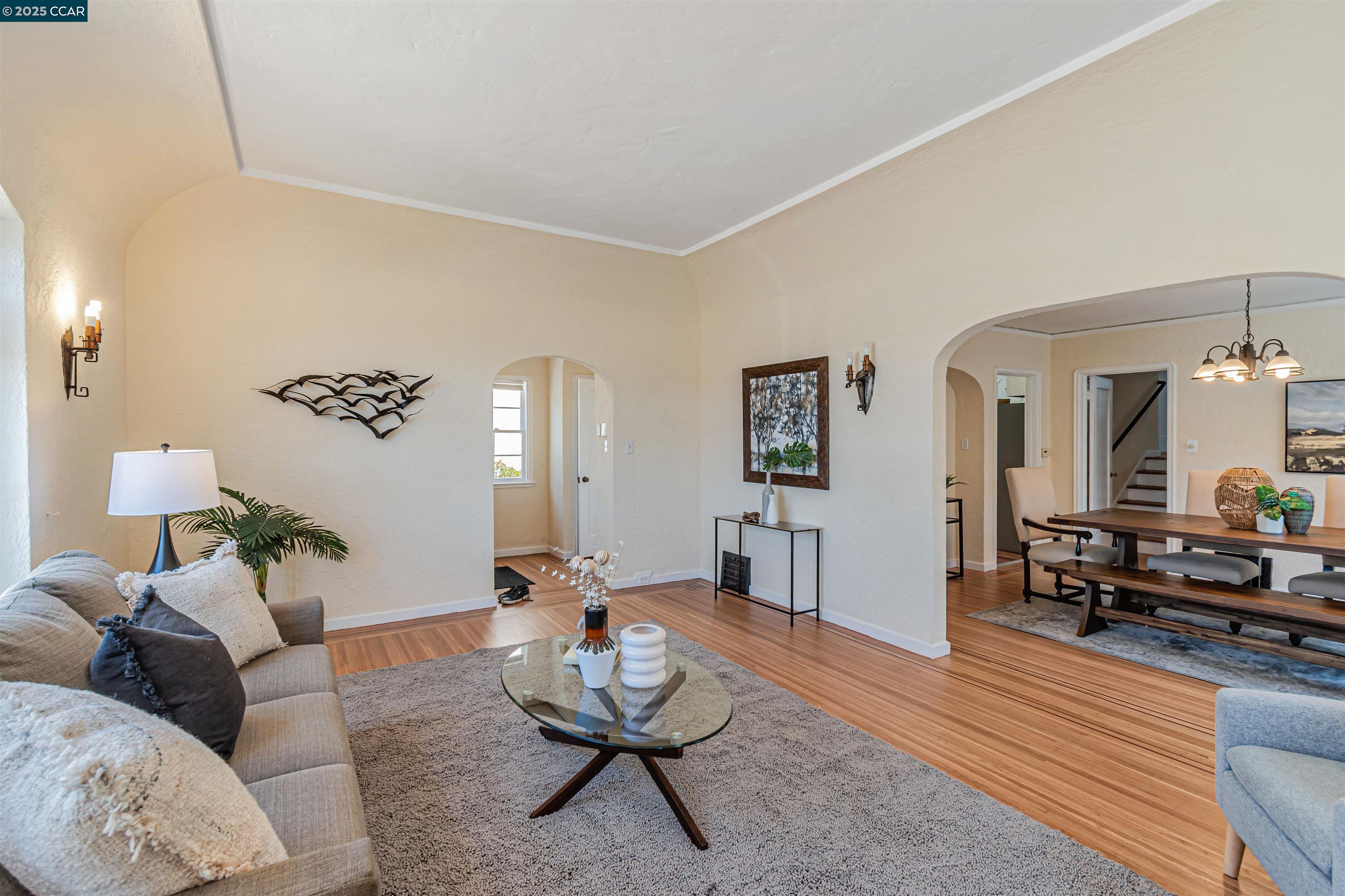 2832 76TH Avenue, Oakland, California 94605, 4 Bedrooms Bedrooms, 8 Rooms Rooms,2 BathroomsBathrooms,Residential,For Sale,2832 76TH Avenue,41103673
