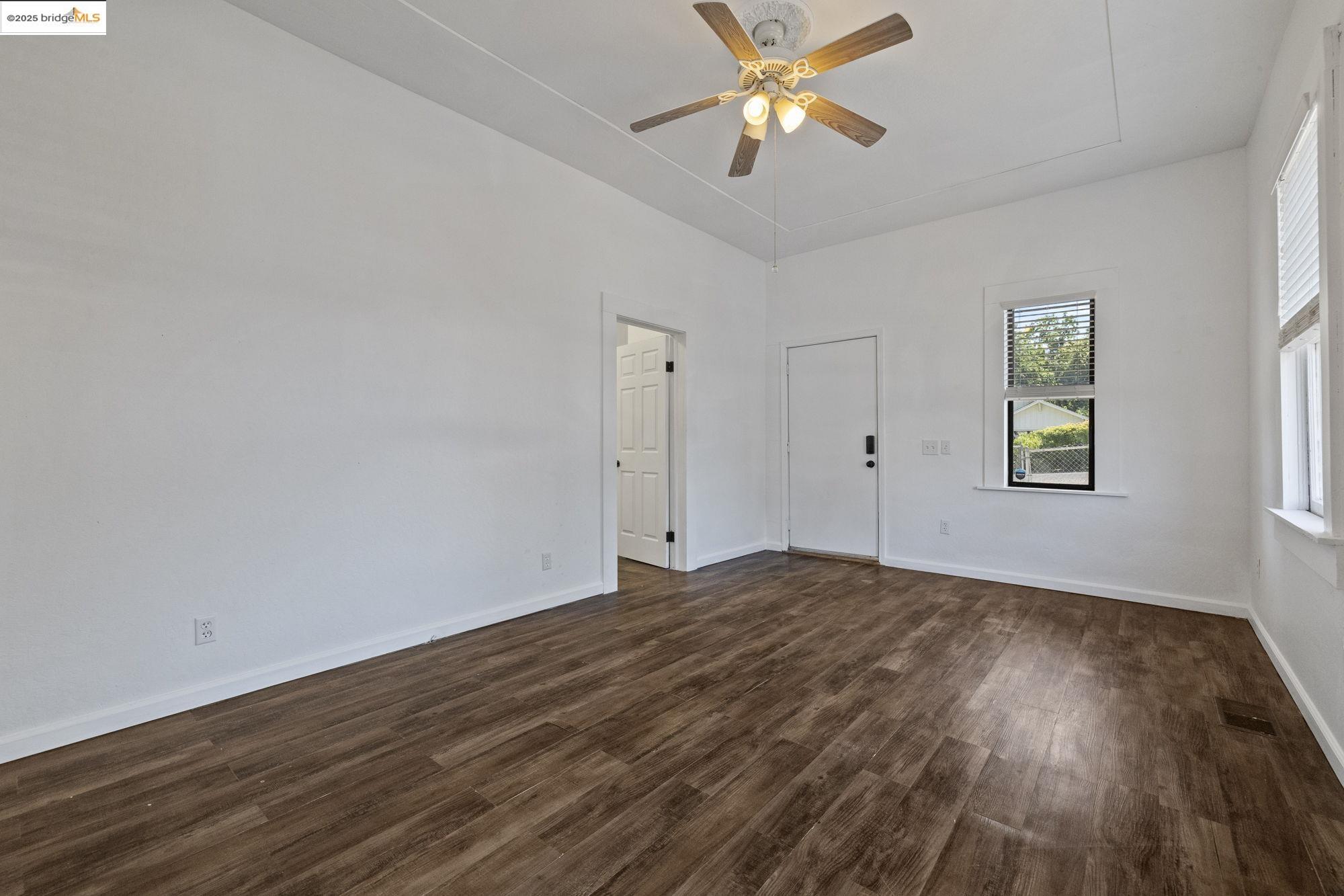 Detail Gallery Image 12 of 21 For 18500 Madrone St, Tuolumne,  CA 95379 - 2 Beds | 1 Baths