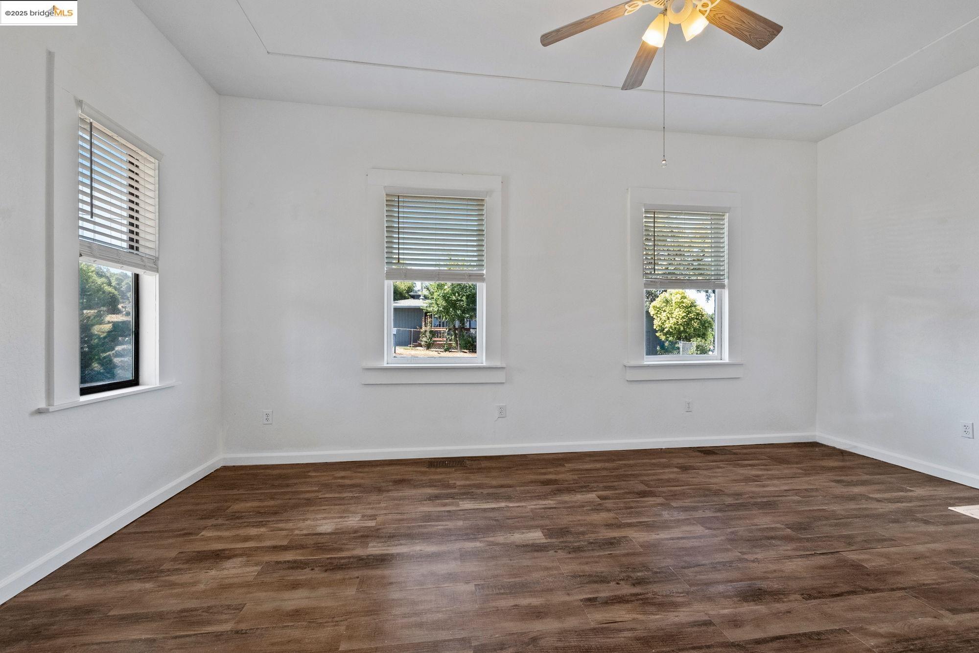 Detail Gallery Image 13 of 21 For 18500 Madrone St, Tuolumne,  CA 95379 - 2 Beds | 1 Baths