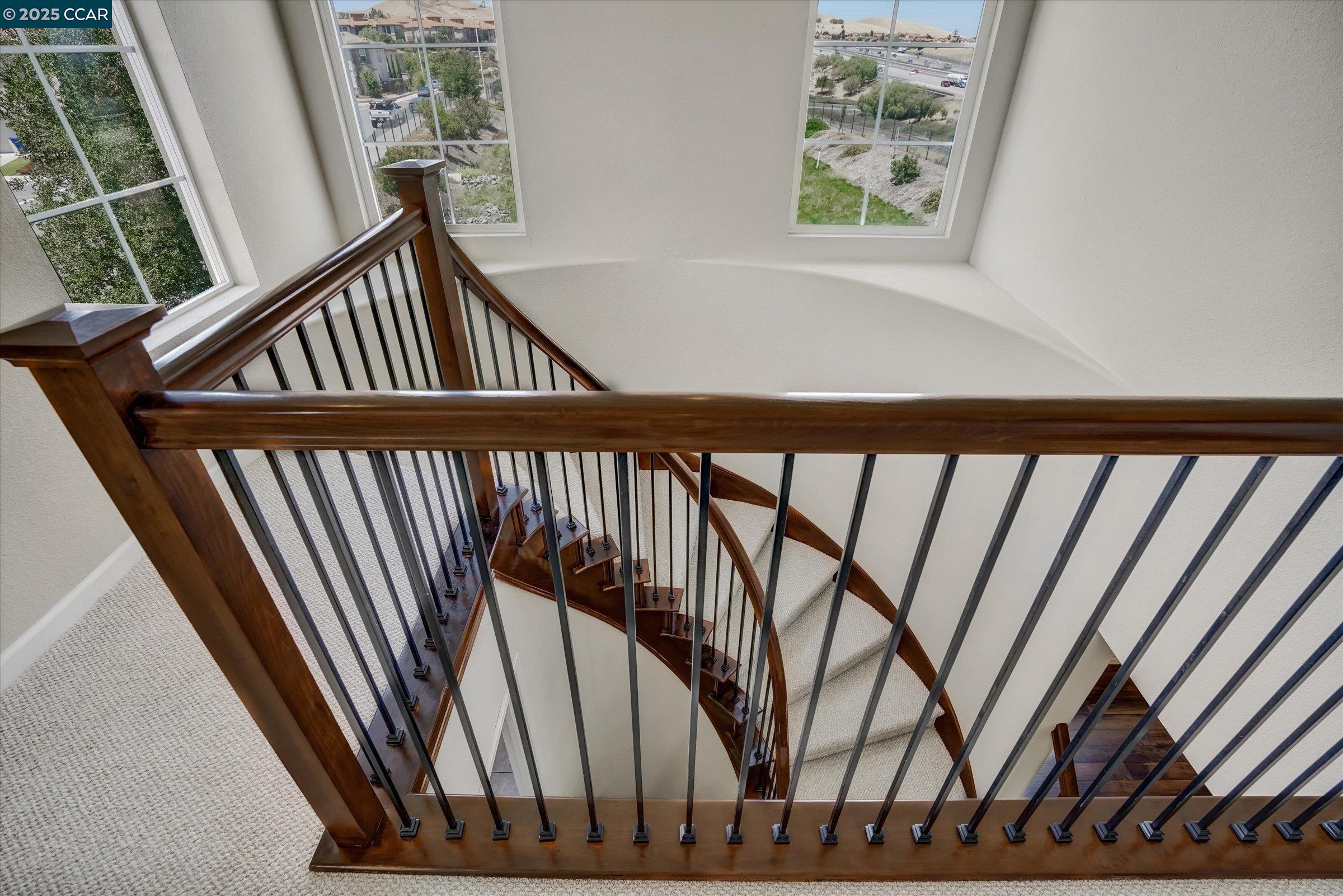 Detail Gallery Image 14 of 35 For 1808 Palacio Dr, Pittsburg,  CA 94565 - 4 Beds | 2/1 Baths