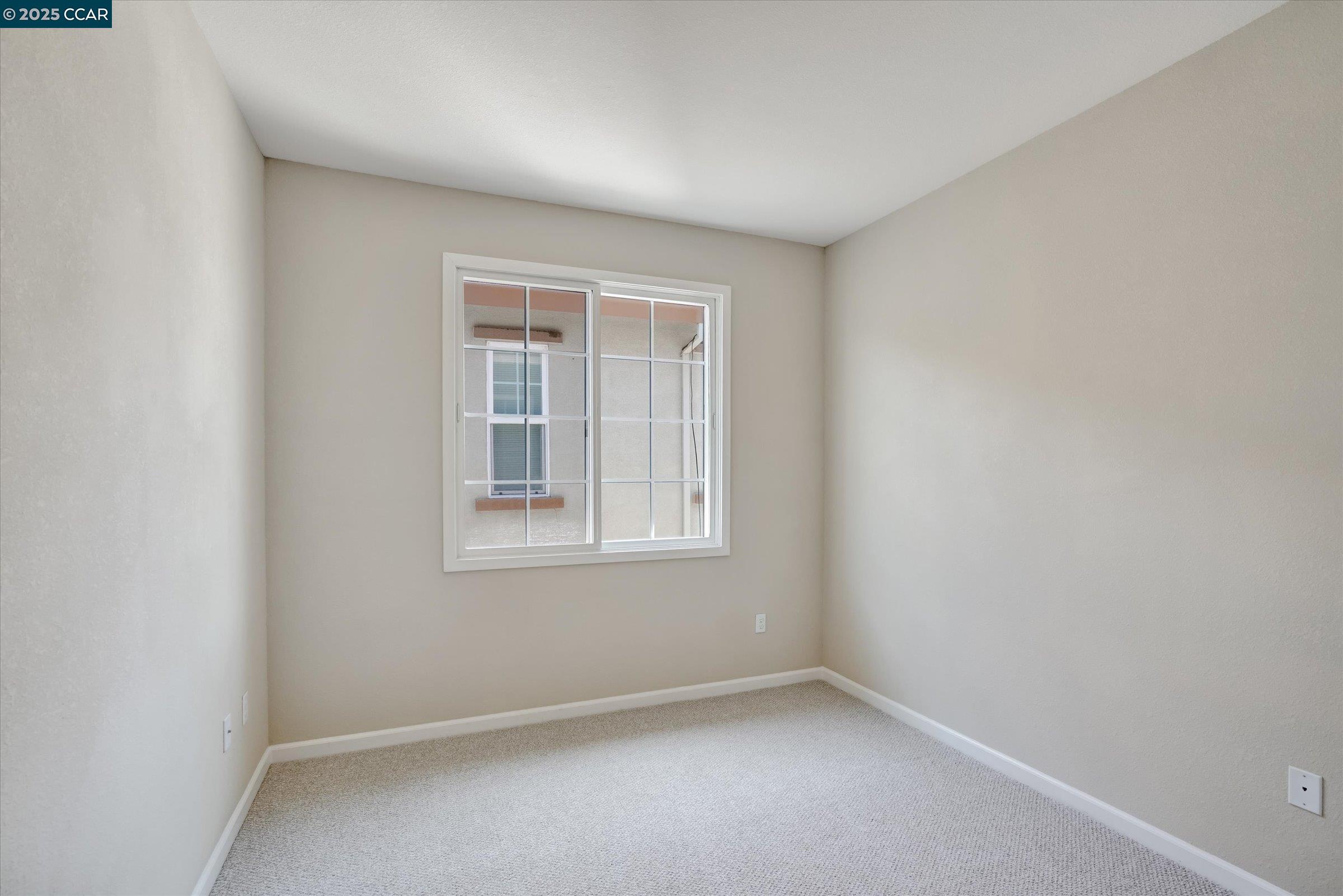 Detail Gallery Image 19 of 35 For 1808 Palacio Dr, Pittsburg,  CA 94565 - 4 Beds | 2/1 Baths