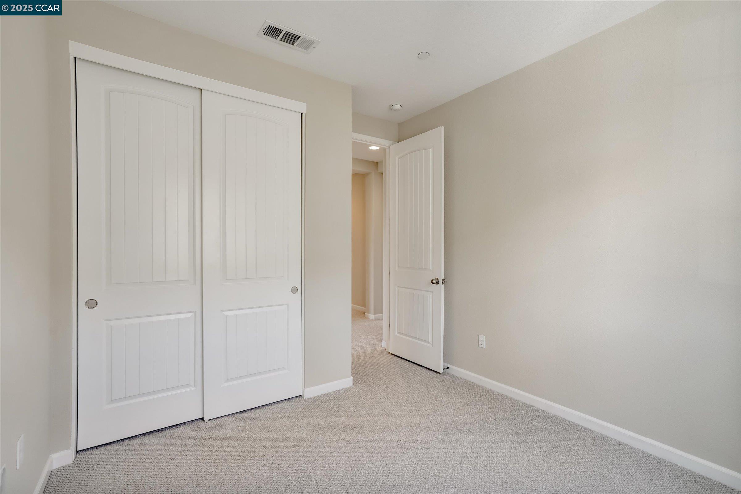 Detail Gallery Image 20 of 35 For 1808 Palacio Dr, Pittsburg,  CA 94565 - 4 Beds | 2/1 Baths