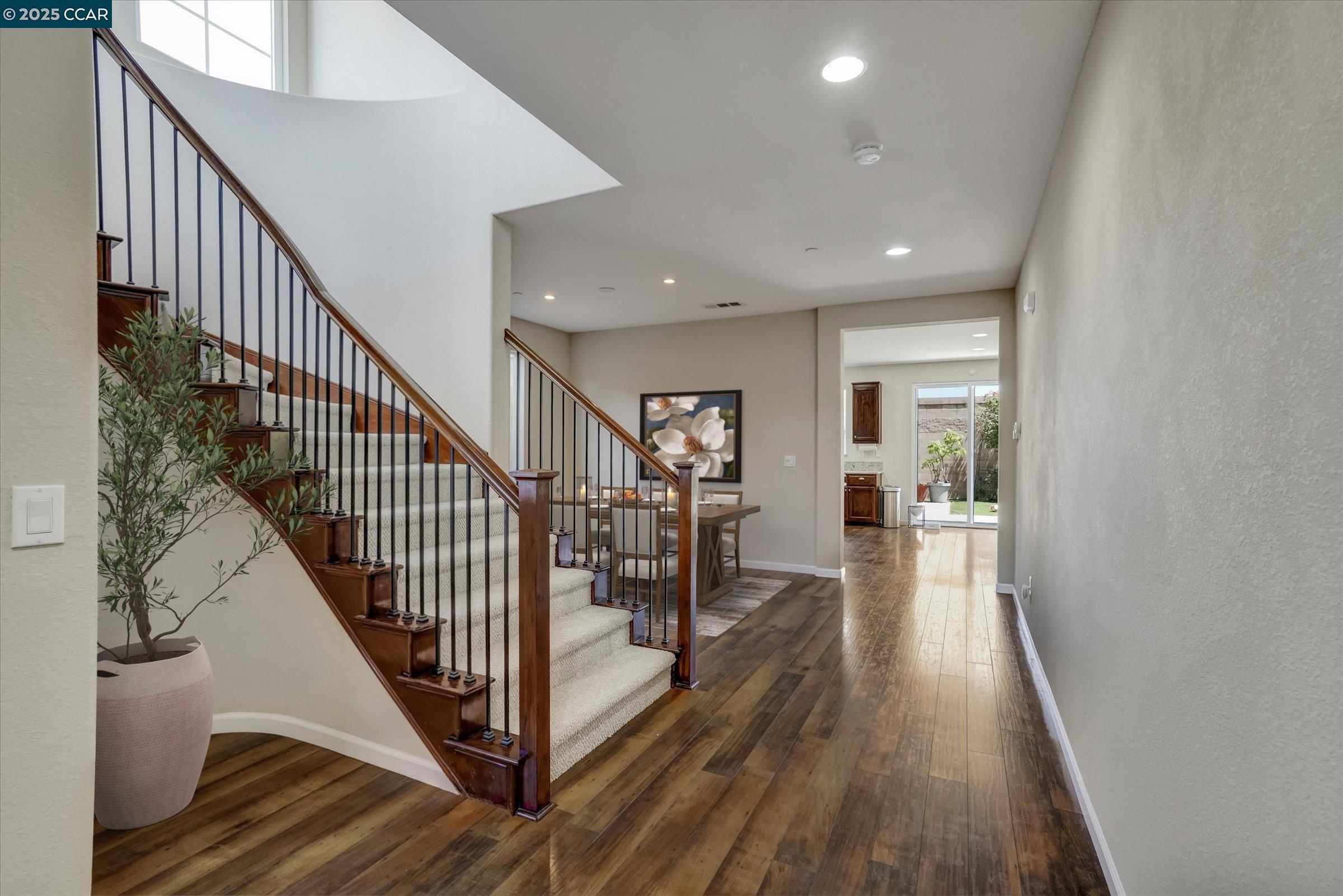 Detail Gallery Image 4 of 35 For 1808 Palacio Dr, Pittsburg,  CA 94565 - 4 Beds | 2/1 Baths