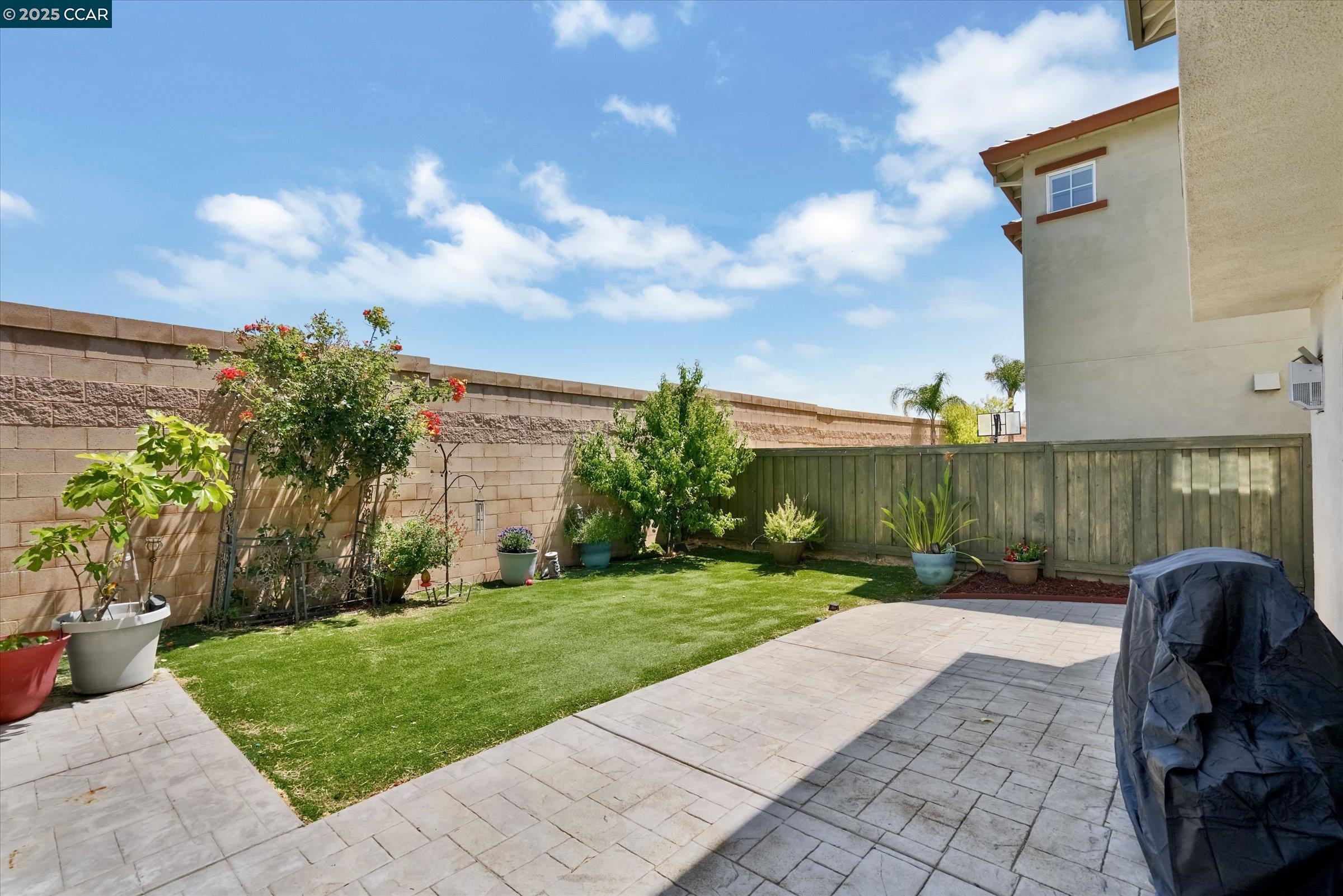 Detail Gallery Image 34 of 35 For 1808 Palacio Dr, Pittsburg,  CA 94565 - 4 Beds | 2/1 Baths