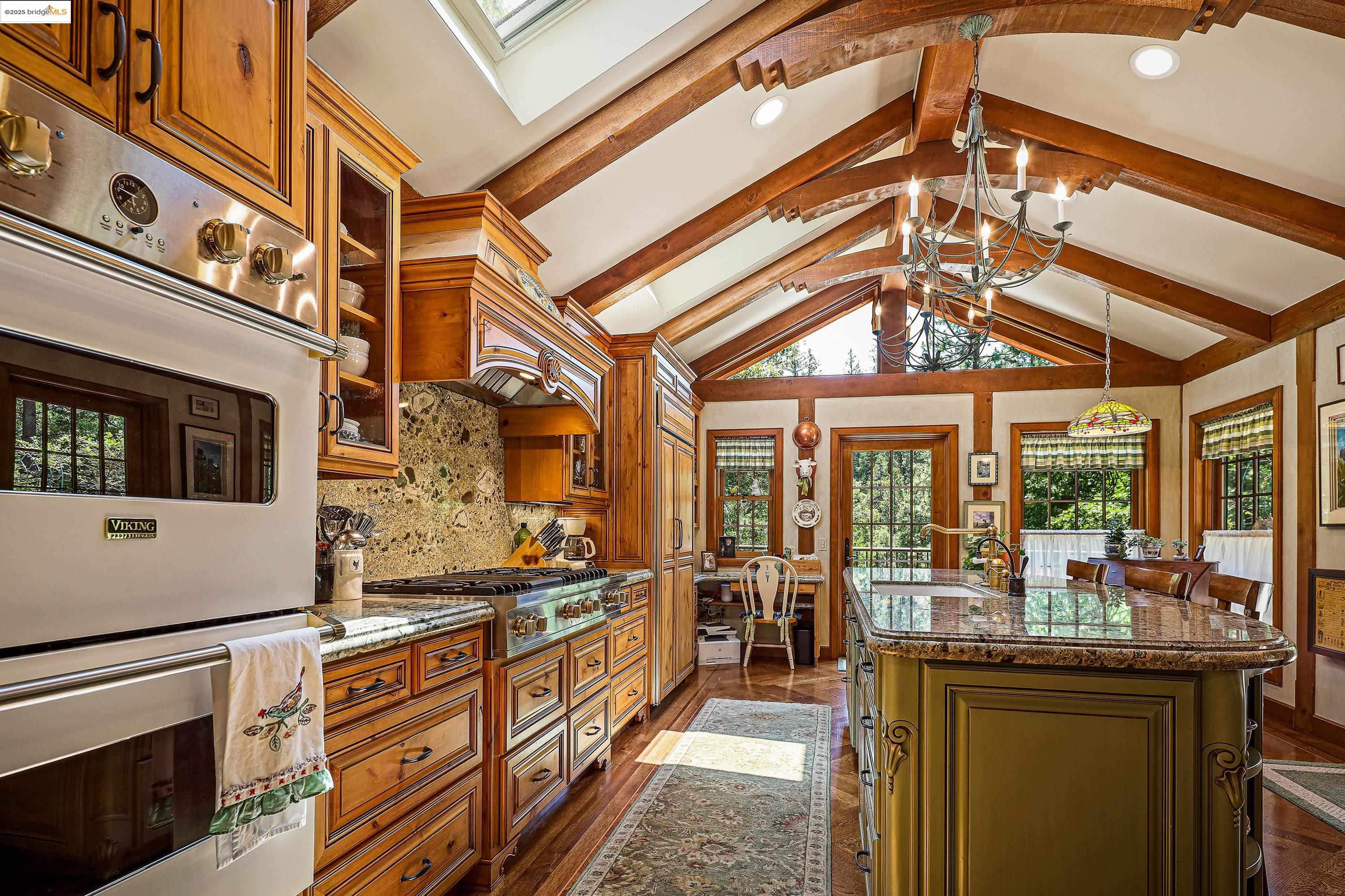 Detail Gallery Image 13 of 60 For 18571 Wildwood, Twain Harte,  CA 95383 - 3 Beds | 3 Baths