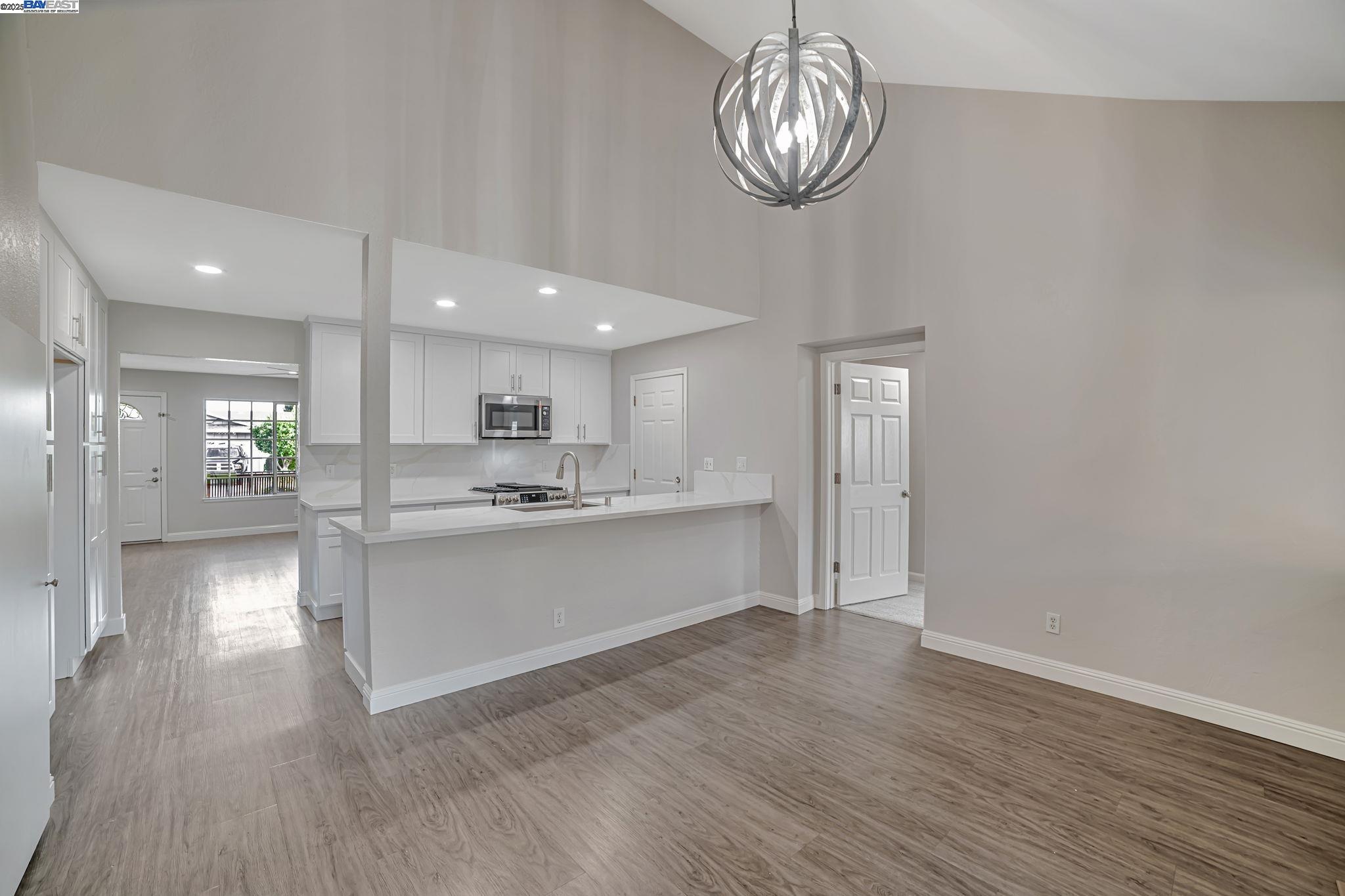 Detail Gallery Image 18 of 47 For 849 Hanover St, Livermore,  CA 94551 - 5 Beds | 3 Baths