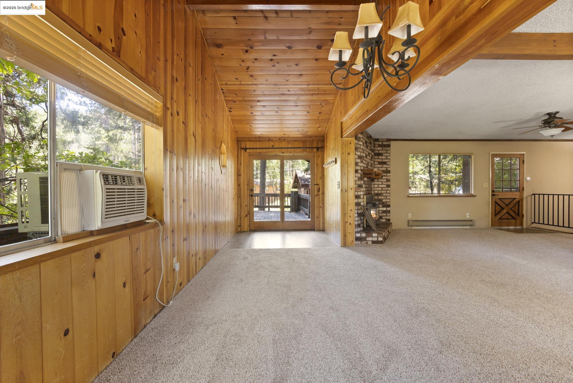 Detail Gallery Image 10 of 38 For 17787 Lucky Strike Trail, Sonora,  CA 95370 - 3 Beds | 2 Baths