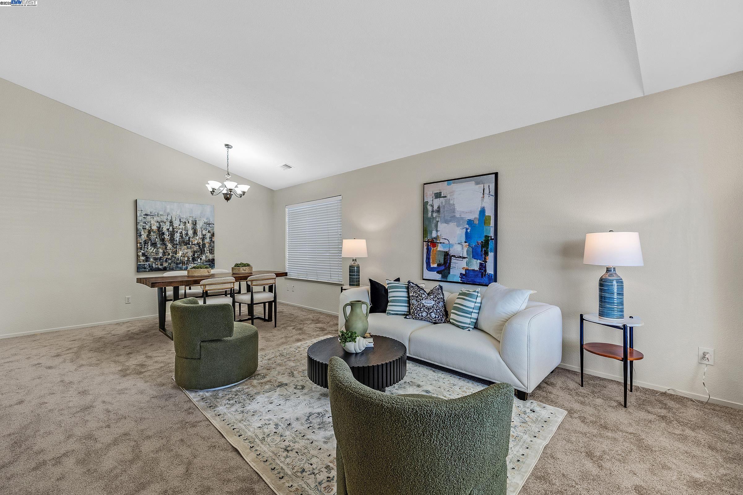 Detail Gallery Image 4 of 29 For 270 Arroyo Hondo Cir, Tracy,  CA 95376 - 4 Beds | 2 Baths