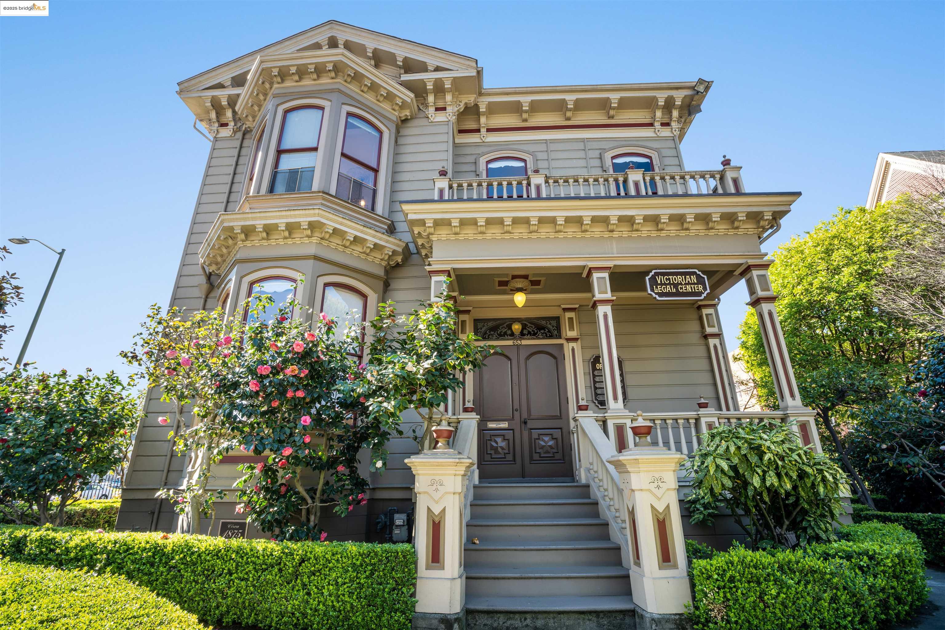 Detail Gallery Image 1 of 16 For , Oakland,  CA 94607 - – Beds | – Baths