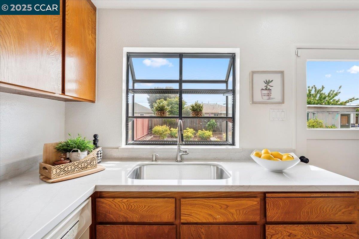 Detail Gallery Image 29 of 57 For 14550 Acacia St, San Leandro,  CA 94579 - 3 Beds | 1 Baths
