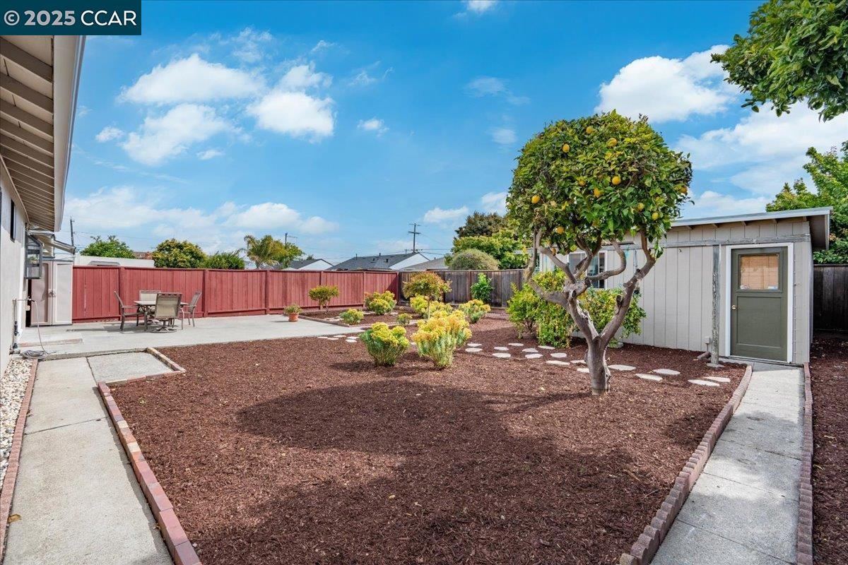 Detail Gallery Image 48 of 57 For 14550 Acacia St, San Leandro,  CA 94579 - 3 Beds | 1 Baths