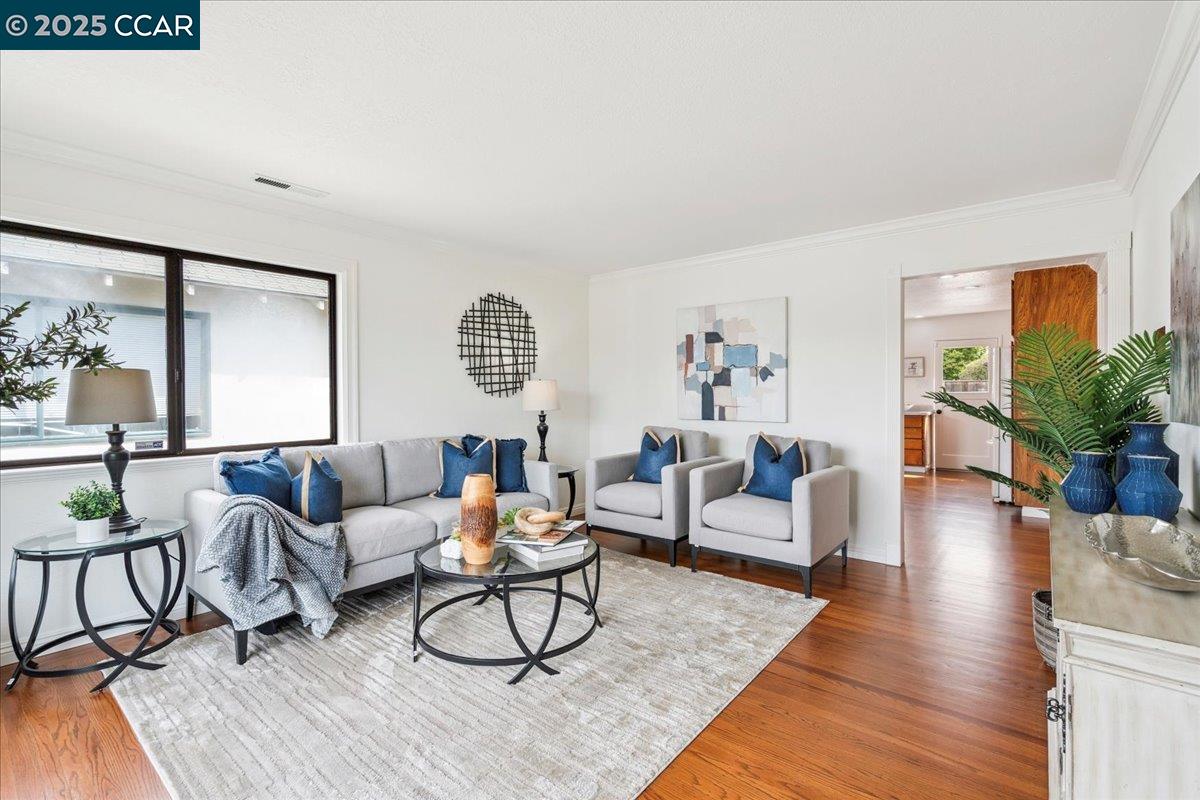 Detail Gallery Image 7 of 57 For 14550 Acacia St, San Leandro,  CA 94579 - 3 Beds | 1 Baths