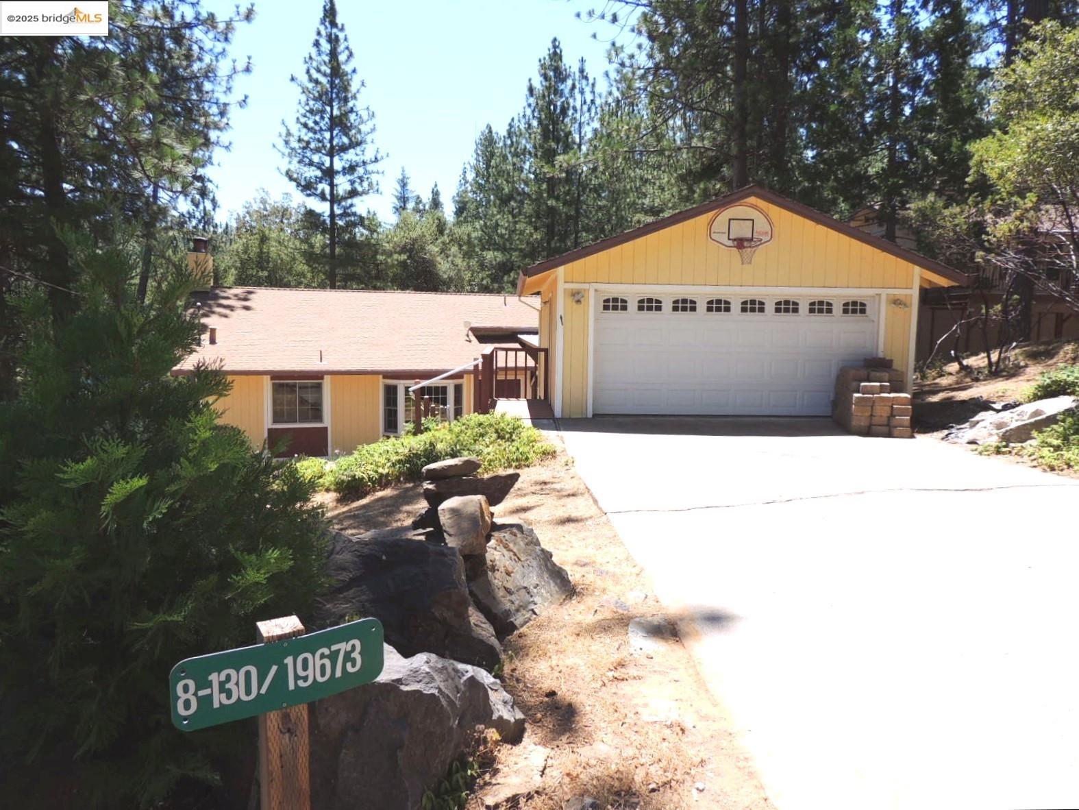 Thumbnail for 19673 Jonny Degnan Ct, Groveland, CA 95321-9556