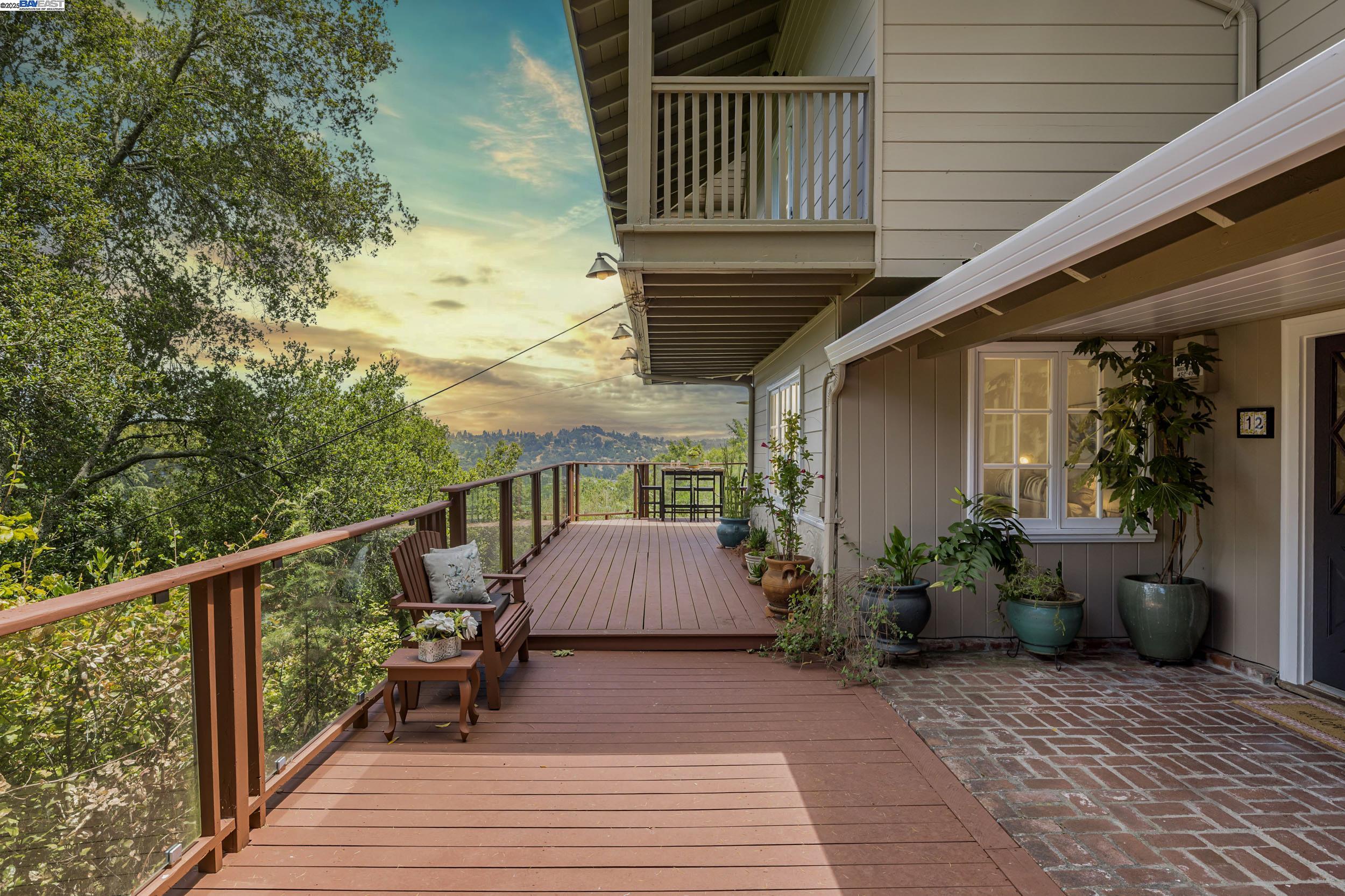 Detail Gallery Image 20 of 27 For 12 South Trl, Orinda,  CA 94563 - 3 Beds | 2 Baths