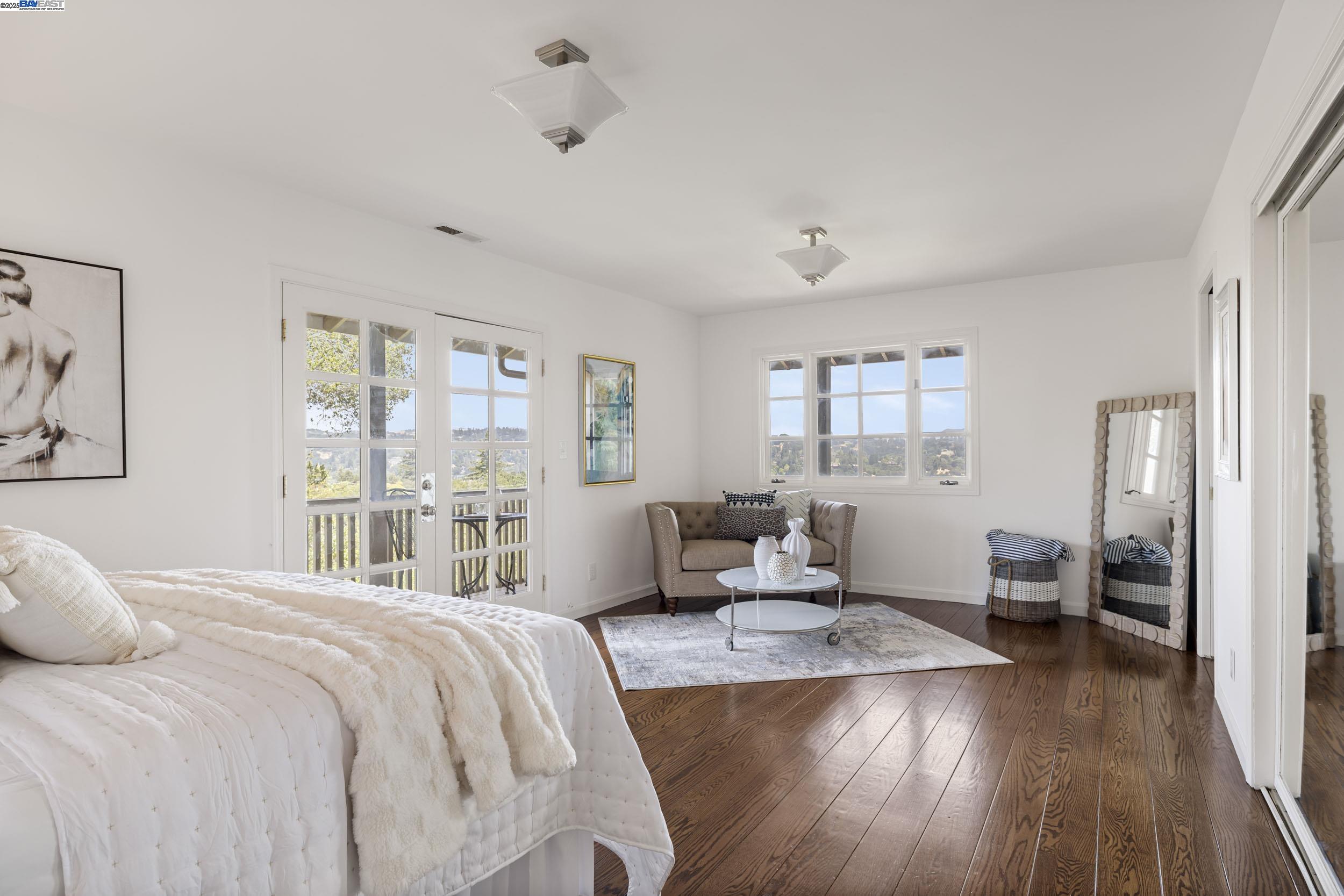 Detail Gallery Image 10 of 27 For 12 South Trl, Orinda,  CA 94563 - 3 Beds | 2 Baths