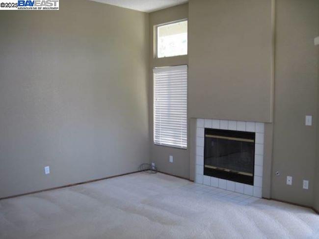 Detail Gallery Image 4 of 17 For 5239 Tacoma Cmn, Fremont,  CA 94555 - 2 Beds | 2 Baths