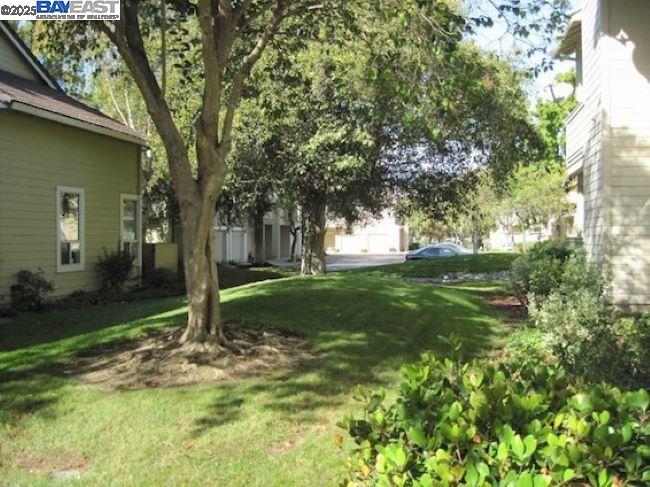 Detail Gallery Image 10 of 17 For 5239 Tacoma Cmn, Fremont,  CA 94555 - 2 Beds | 2 Baths