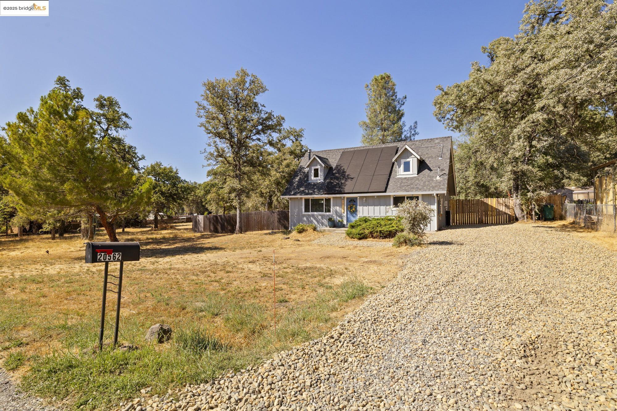 Detail Gallery Image 4 of 24 For 20562 Tanner Dr, Soulsbyville,  CA 95372 - 2 Beds | 1 Baths