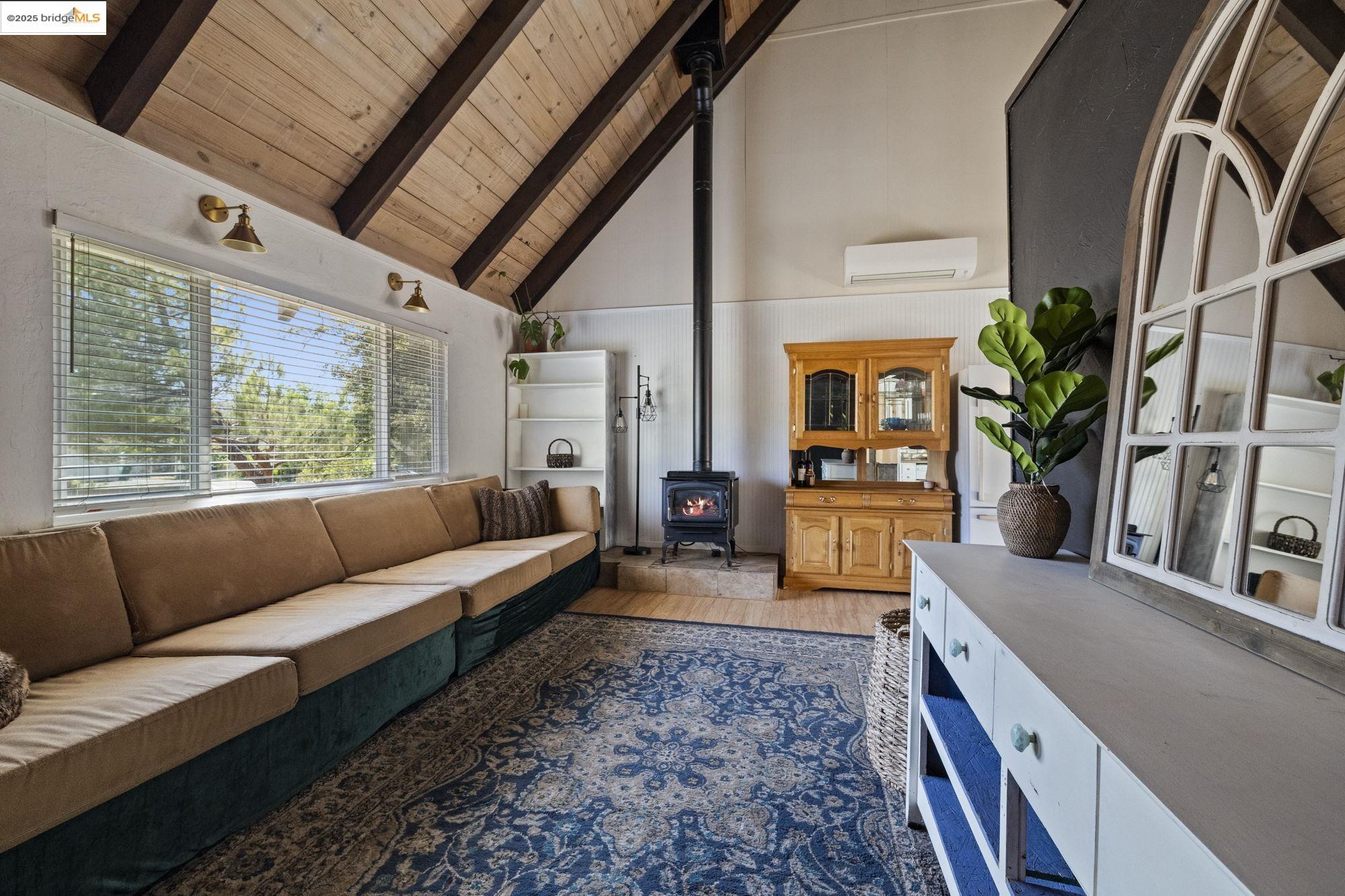 Detail Gallery Image 5 of 24 For 20562 Tanner Dr, Soulsbyville,  CA 95372 - 2 Beds | 1 Baths