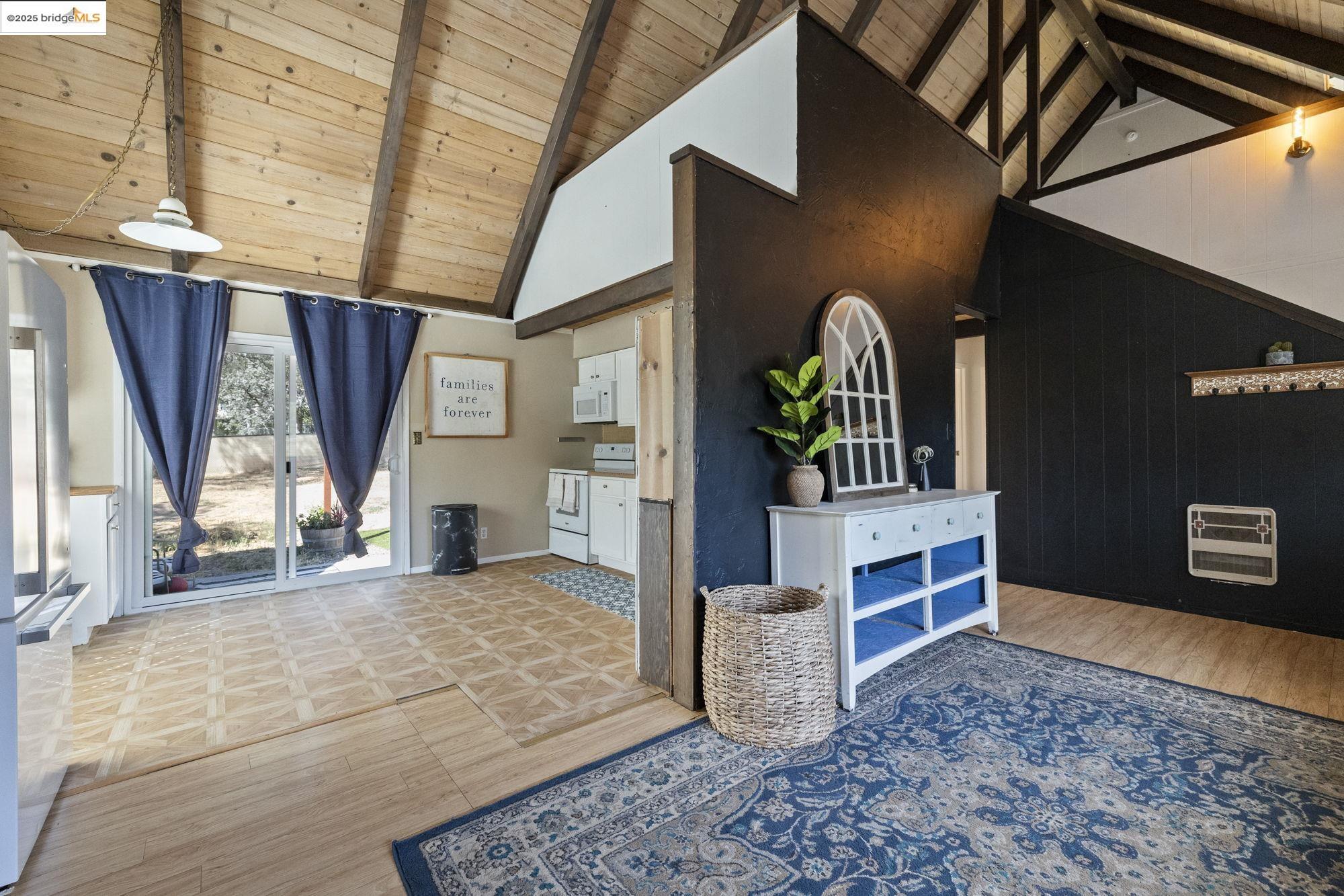 Detail Gallery Image 8 of 24 For 20562 Tanner Dr, Soulsbyville,  CA 95372 - 2 Beds | 1 Baths