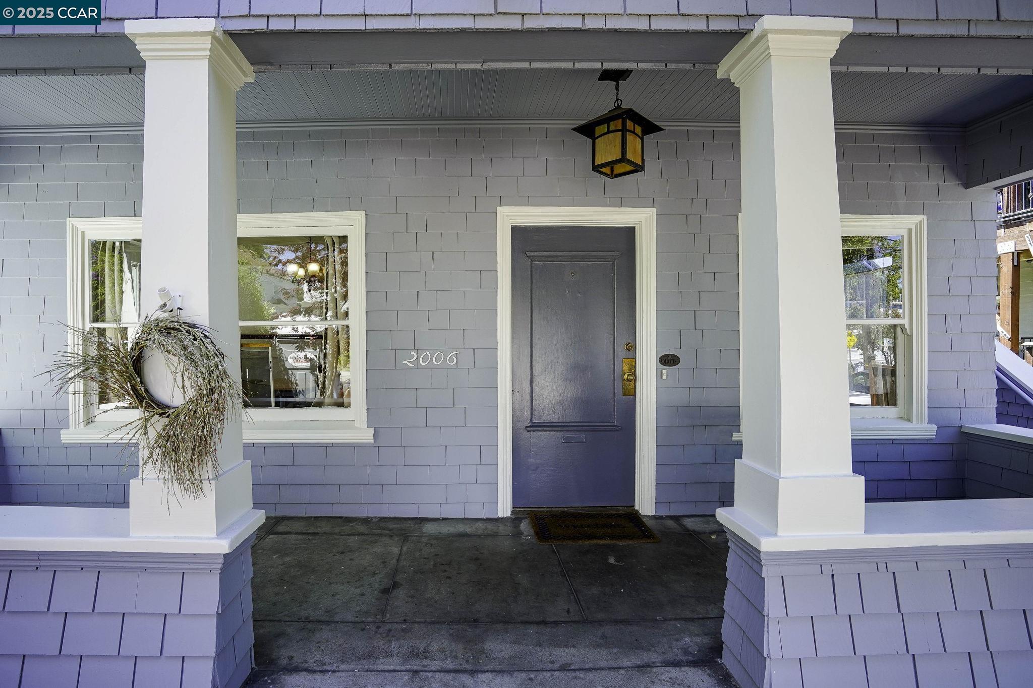 Detail Gallery Image 2 of 35 For 2006 Parker St, Berkeley,  CA 94704 - – Beds | – Baths