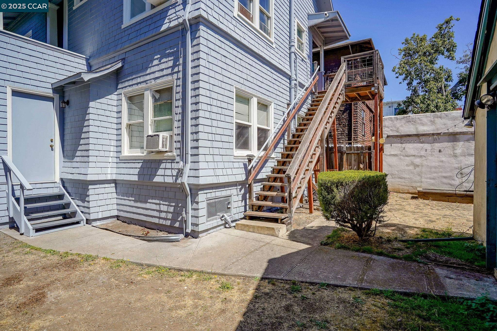 Detail Gallery Image 33 of 35 For 2006 Parker St, Berkeley,  CA 94704 - – Beds | – Baths