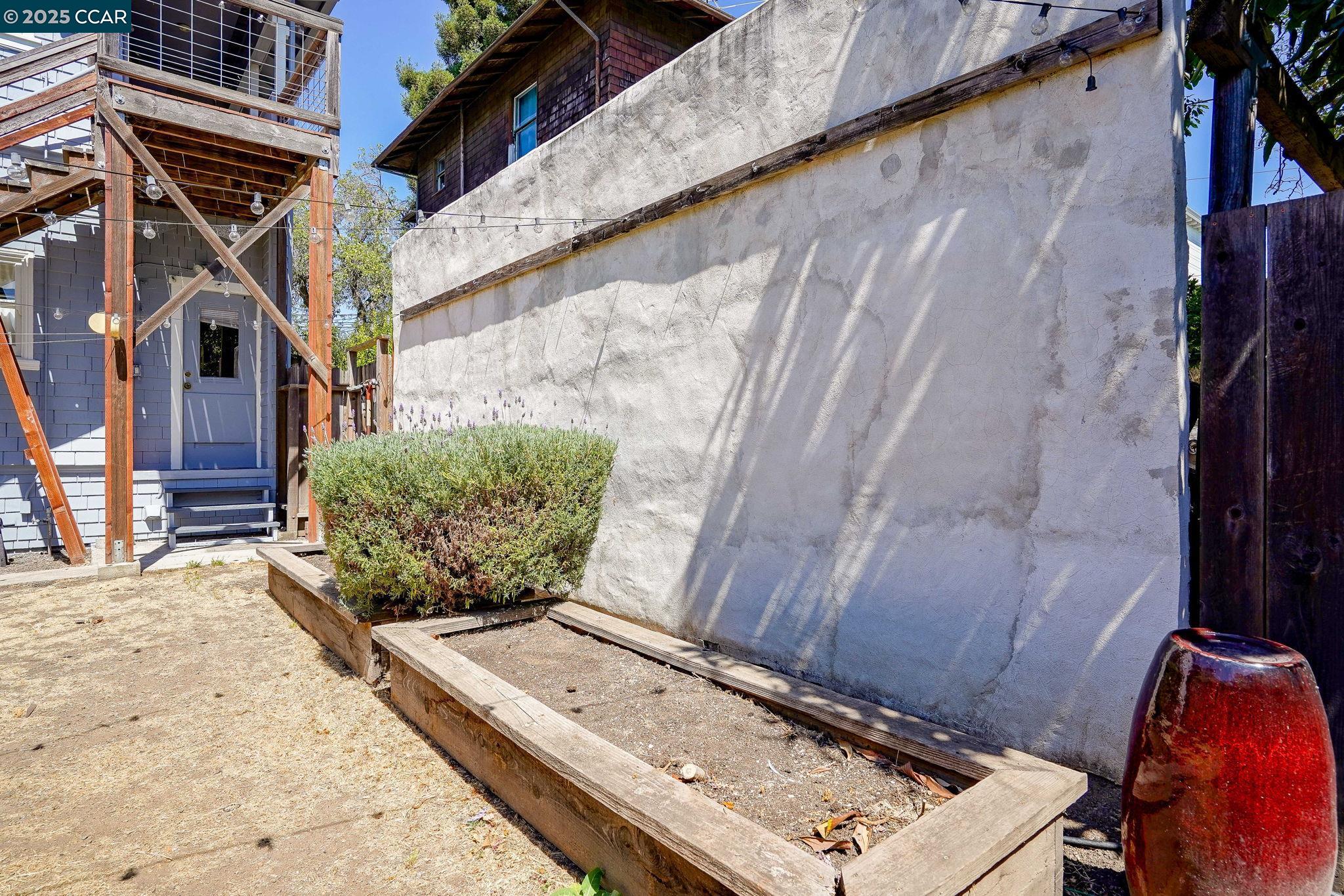 Detail Gallery Image 35 of 35 For 2006 Parker St, Berkeley,  CA 94704 - – Beds | – Baths