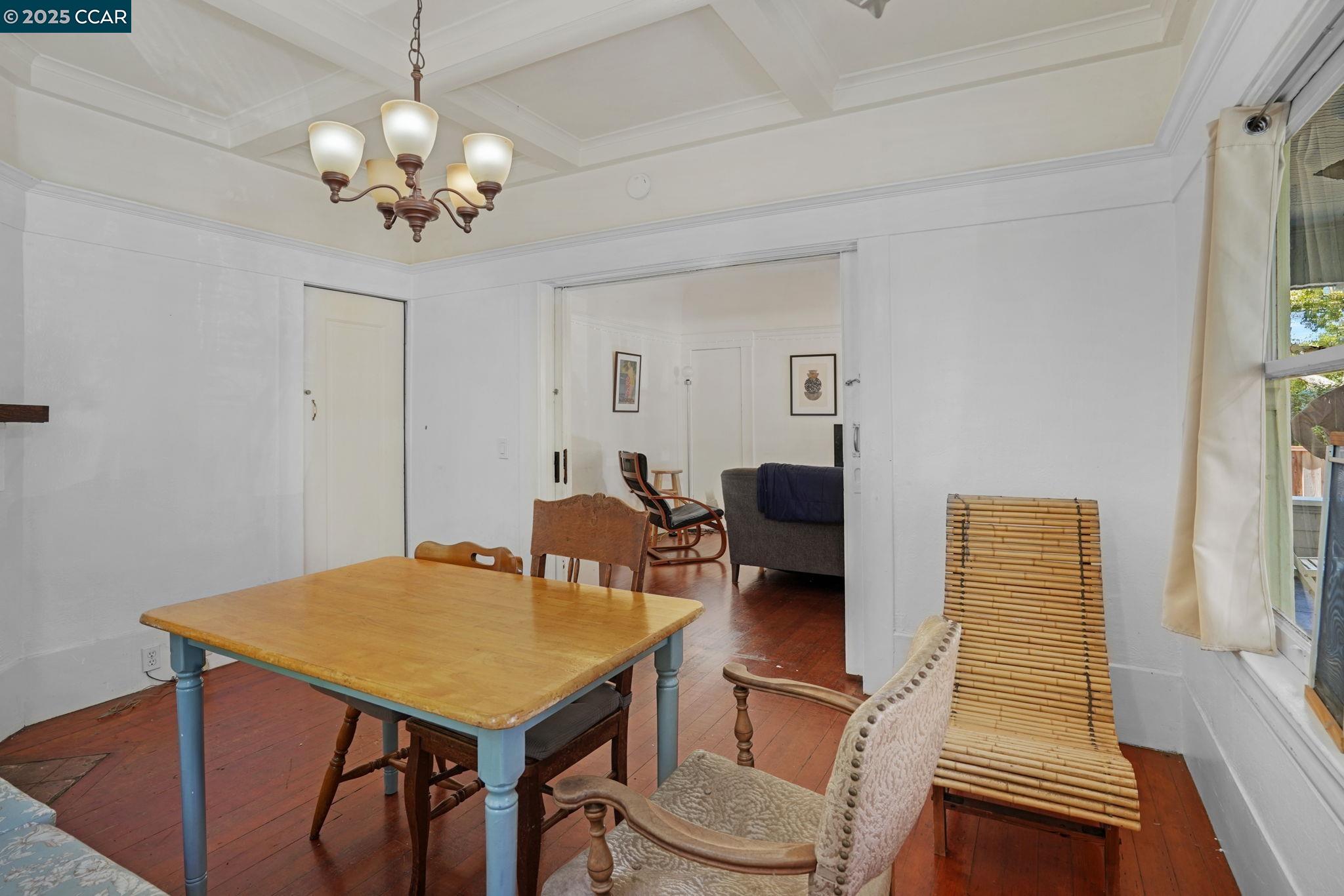 Detail Gallery Image 7 of 35 For 2006 Parker St, Berkeley,  CA 94704 - – Beds | – Baths