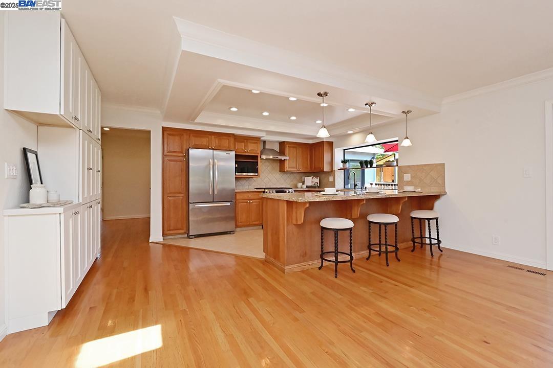 Detail Gallery Image 13 of 50 For 1492 Windsor Way, Livermore,  CA 94550 - 3 Beds | 2 Baths