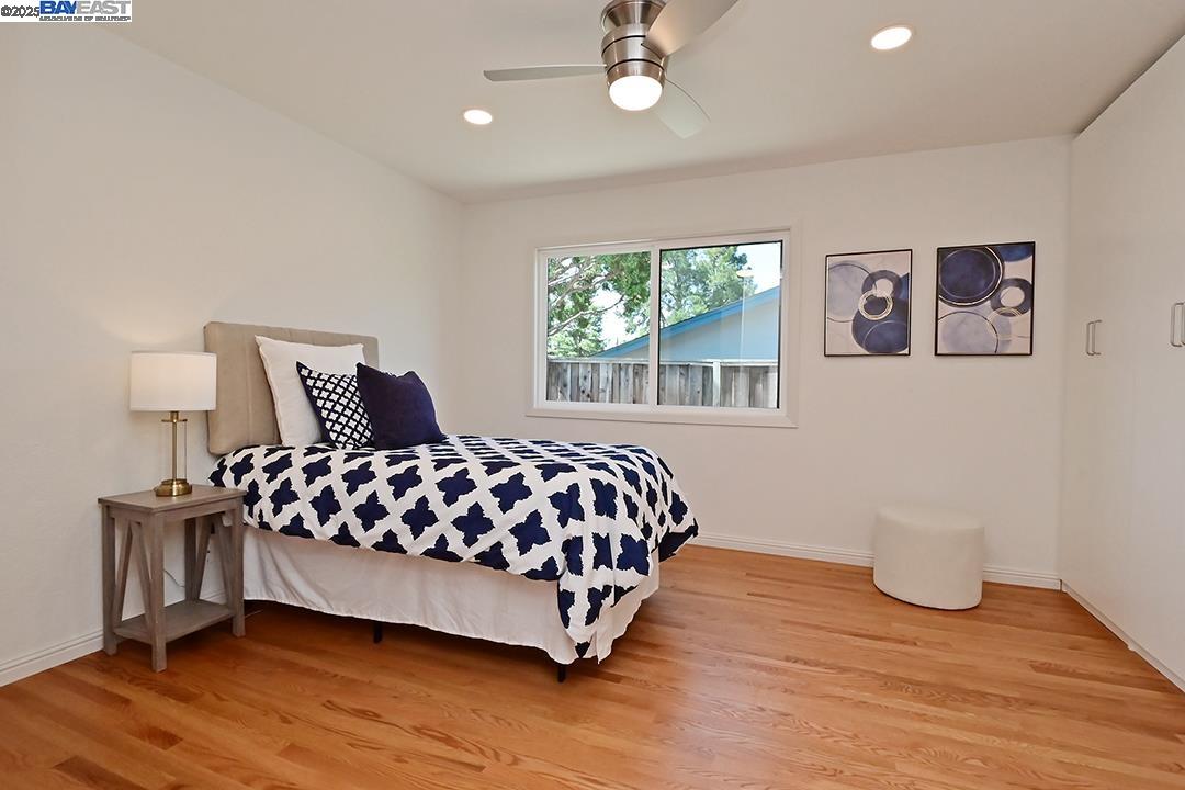 Detail Gallery Image 16 of 50 For 1492 Windsor Way, Livermore,  CA 94550 - 3 Beds | 2 Baths