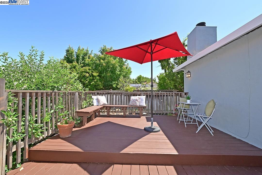 Detail Gallery Image 37 of 50 For 1492 Windsor Way, Livermore,  CA 94550 - 3 Beds | 2 Baths